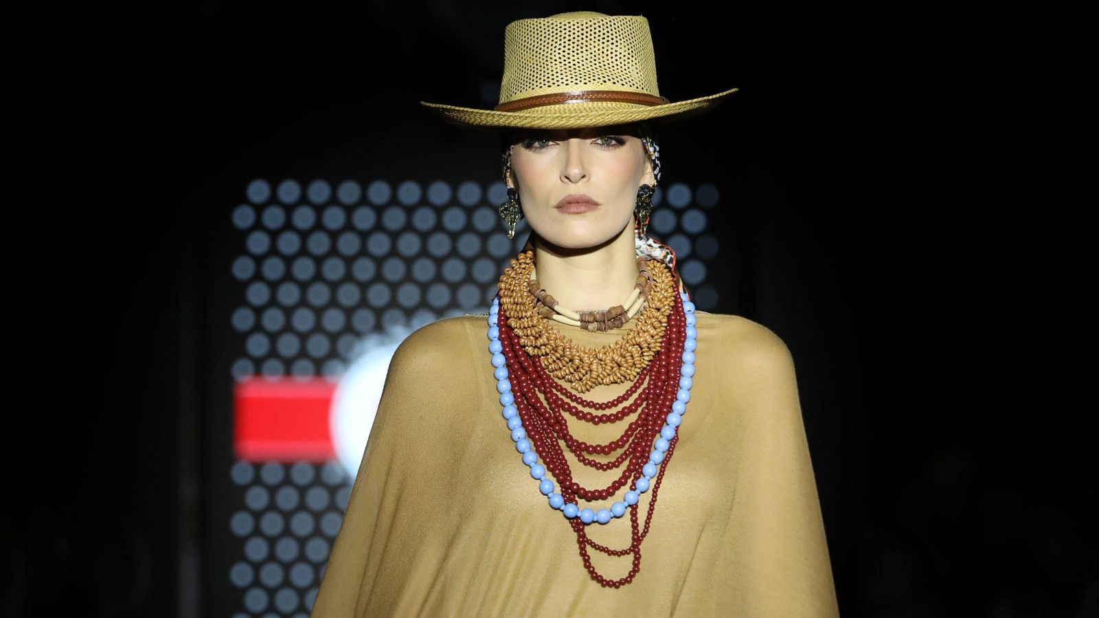 Colección de Rebecca Moda Flamenca durante la Pasarela Flamenca Granada