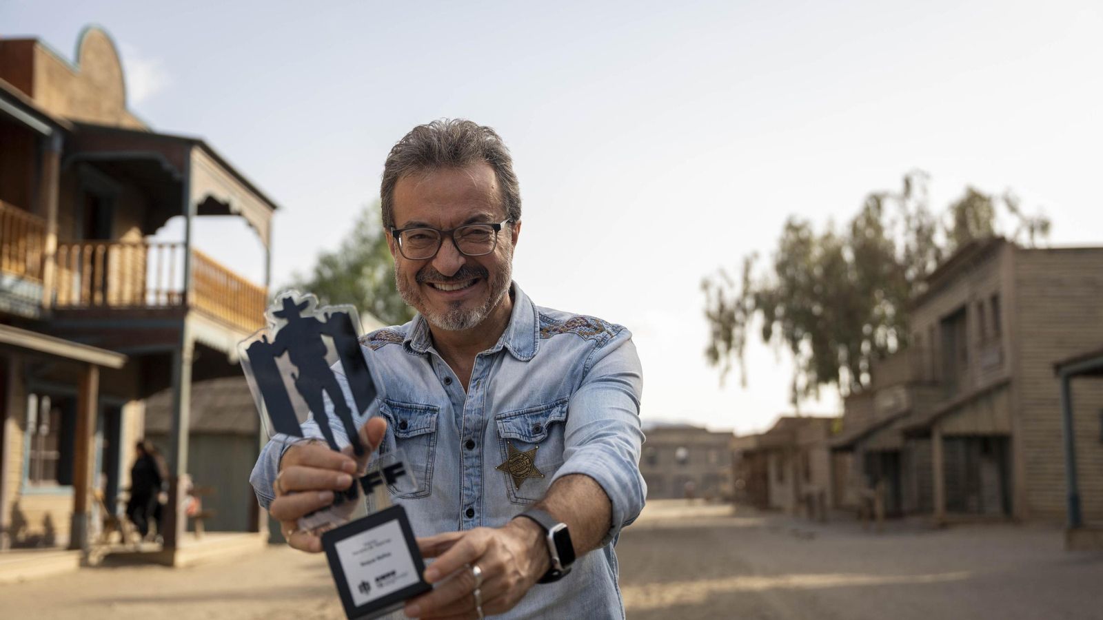 Roque Baños recibió ayer el Premio Honorífico Desierto de Tabernas.