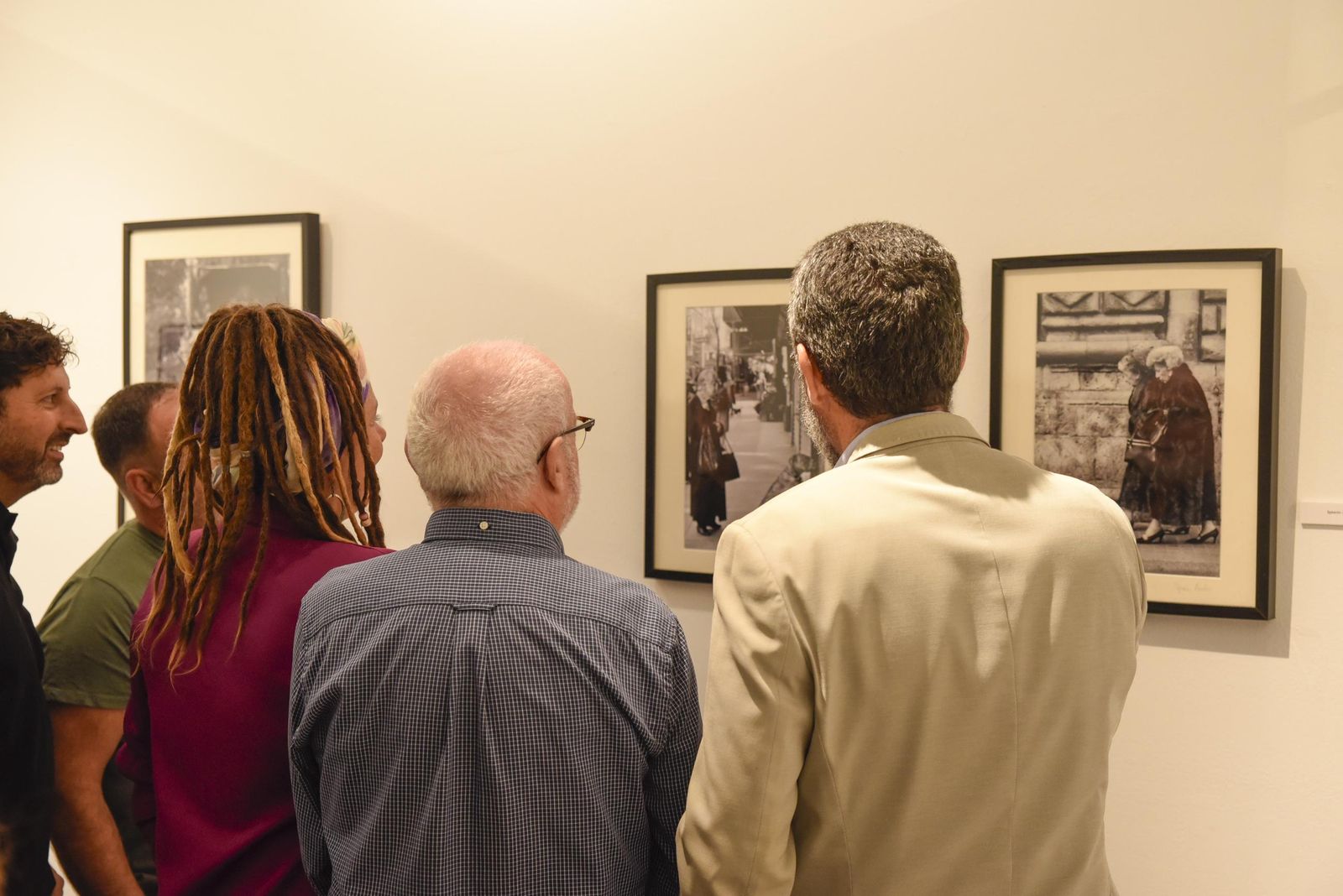 Fotos de la exposición colectiva de fotografías de Afal en La Línea