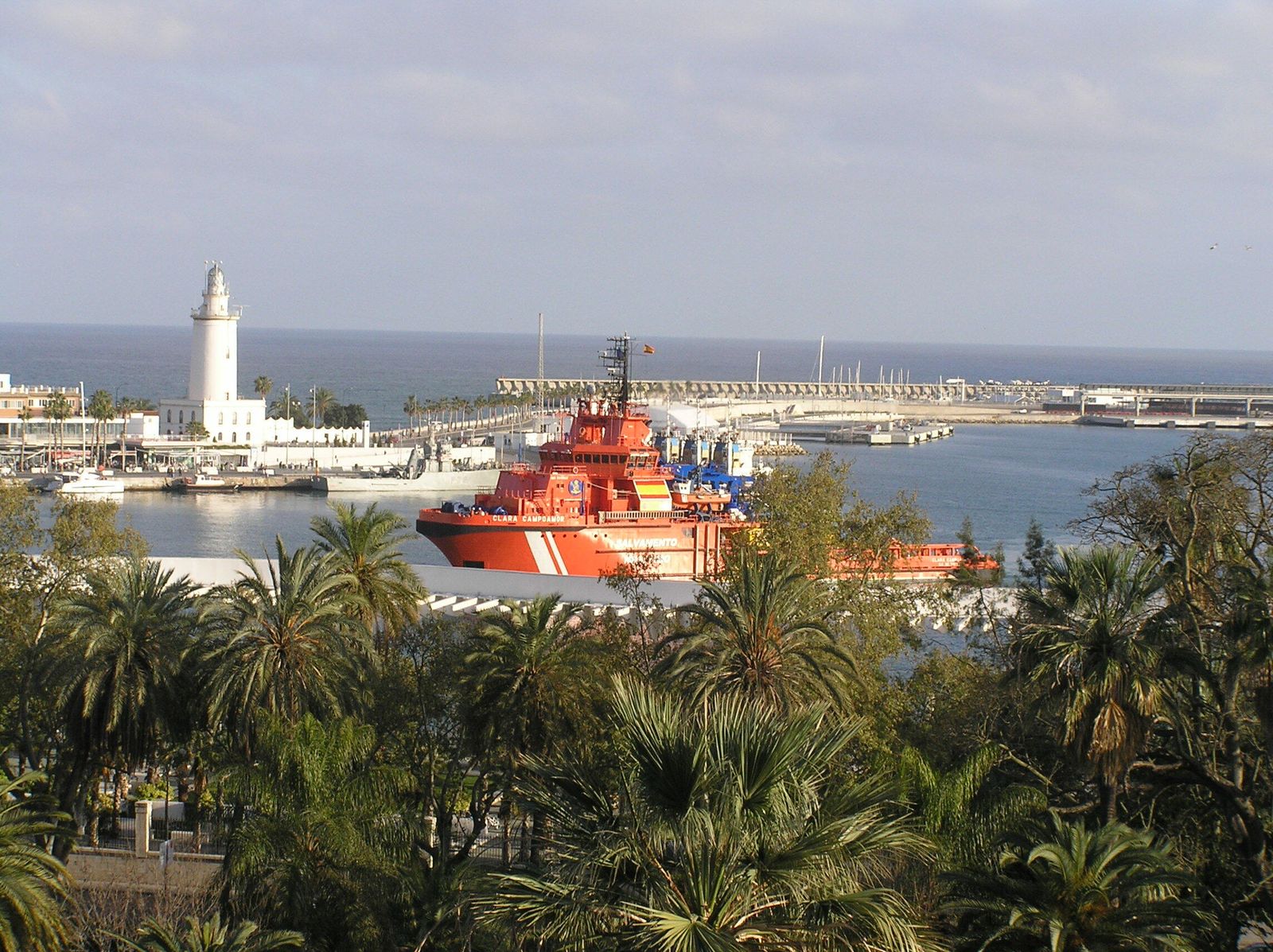 Imágenes de El 'Clara Campoamor'