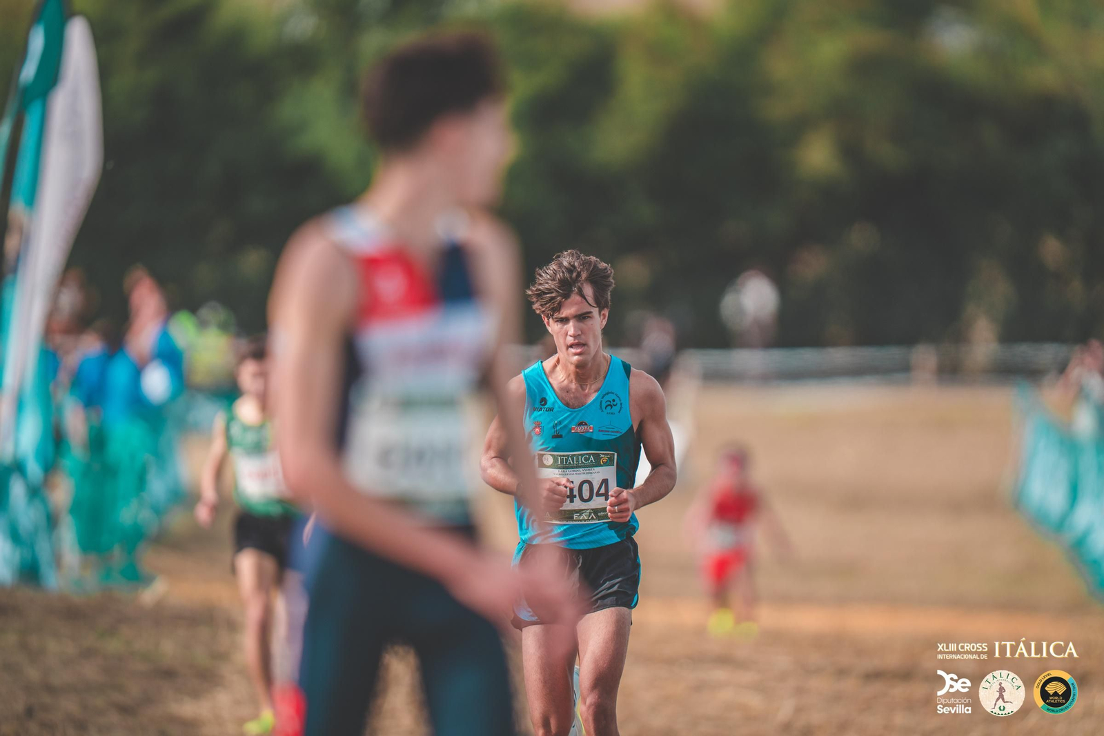 Búscate en las fotos del Cross de Itálica 2025 | 4
