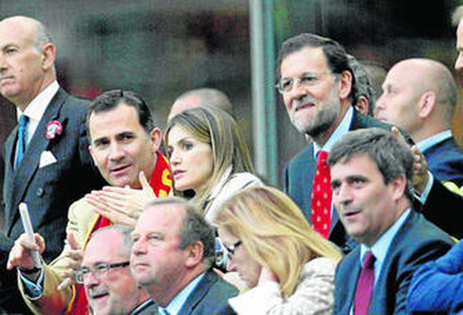 Rajoy mantiene sus planes pese al rescate