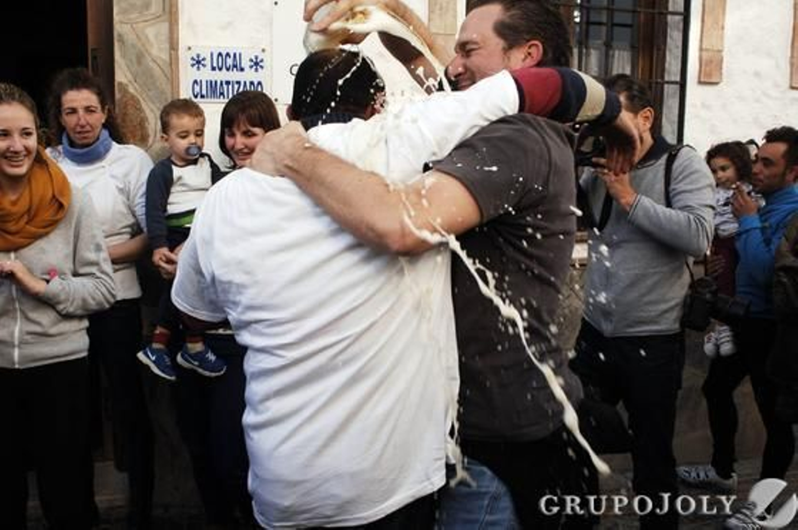 El Bosque festejó por todo lo alto el Gordo. 

Foto: Ramón Aguilar