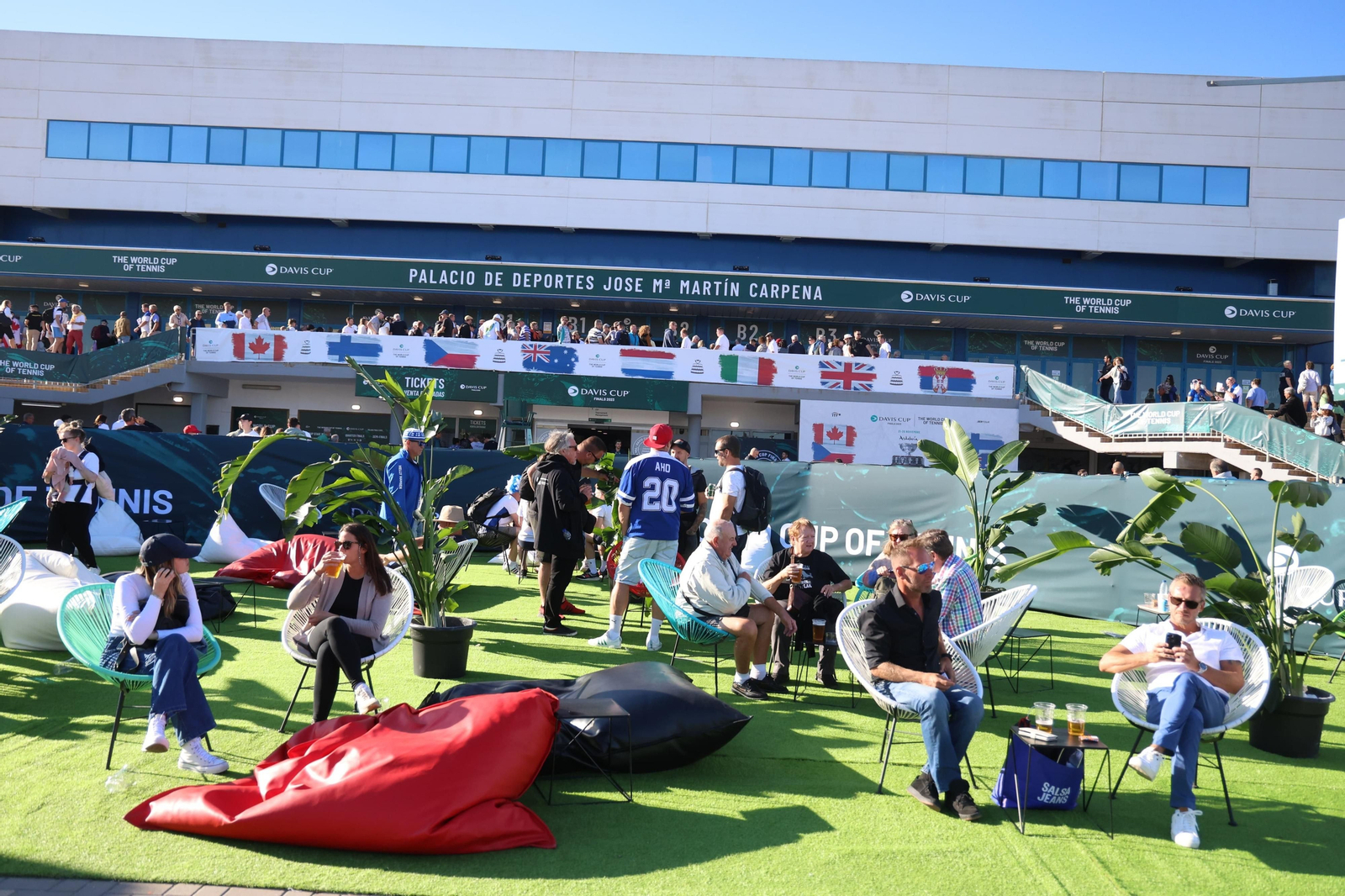 Perspectiva del Martín Carpena en su Fan Zone.