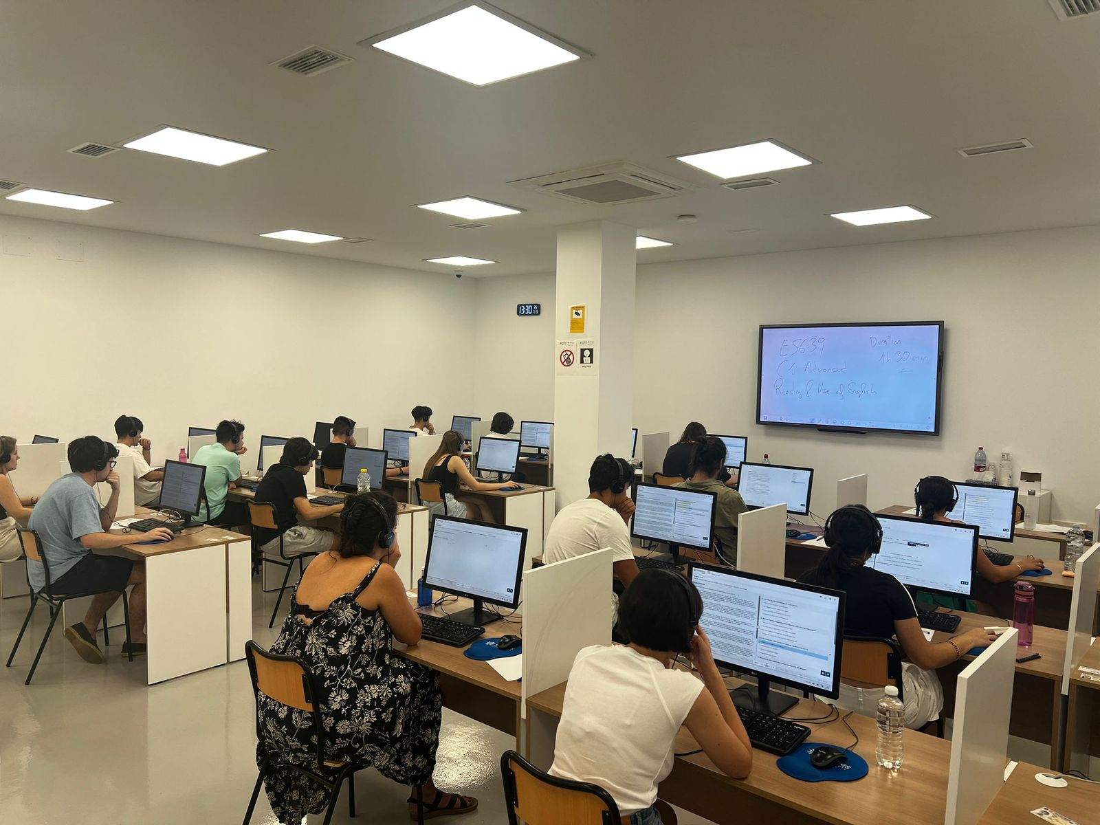 Realización de un examen de Cambridge en la provincia de Almería.