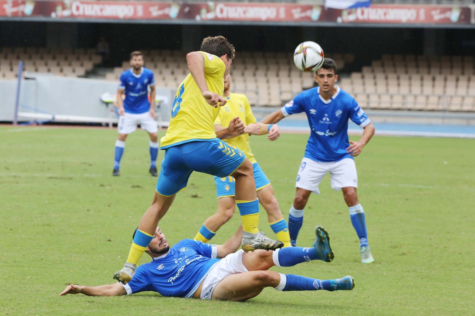 Imágenes de la victoria del XerezDFC ante Las Palmas ATL.