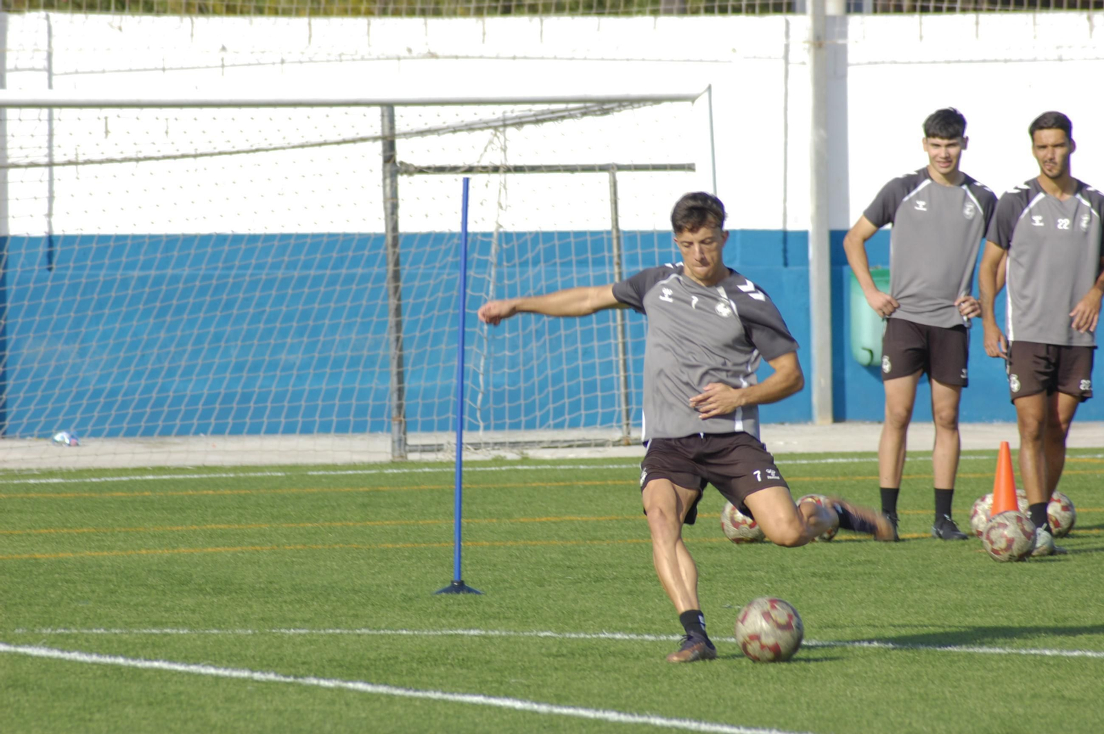 Las fotos del entrenamiento de la Balona previo al partido con el Sevilla C