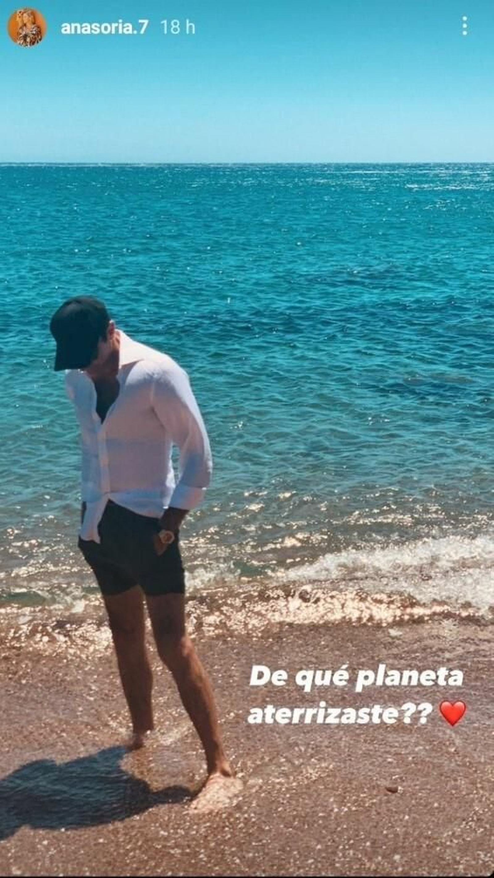 Enrique Ponce en la nueva foto colgado por Ana Soria