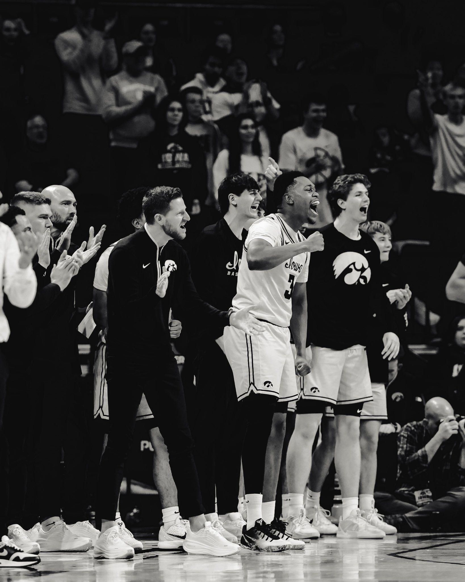 NCAA: Álvaro Folgueiras, triunfo ante la Maryland de Guille del Pino