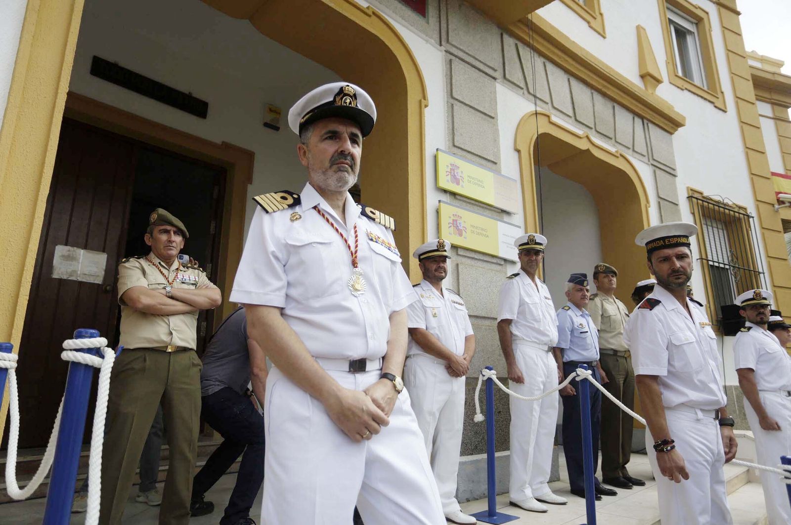 El Rocío 2023: Imágenes de la Hermandad de Emigrantes en su salida de Huelva