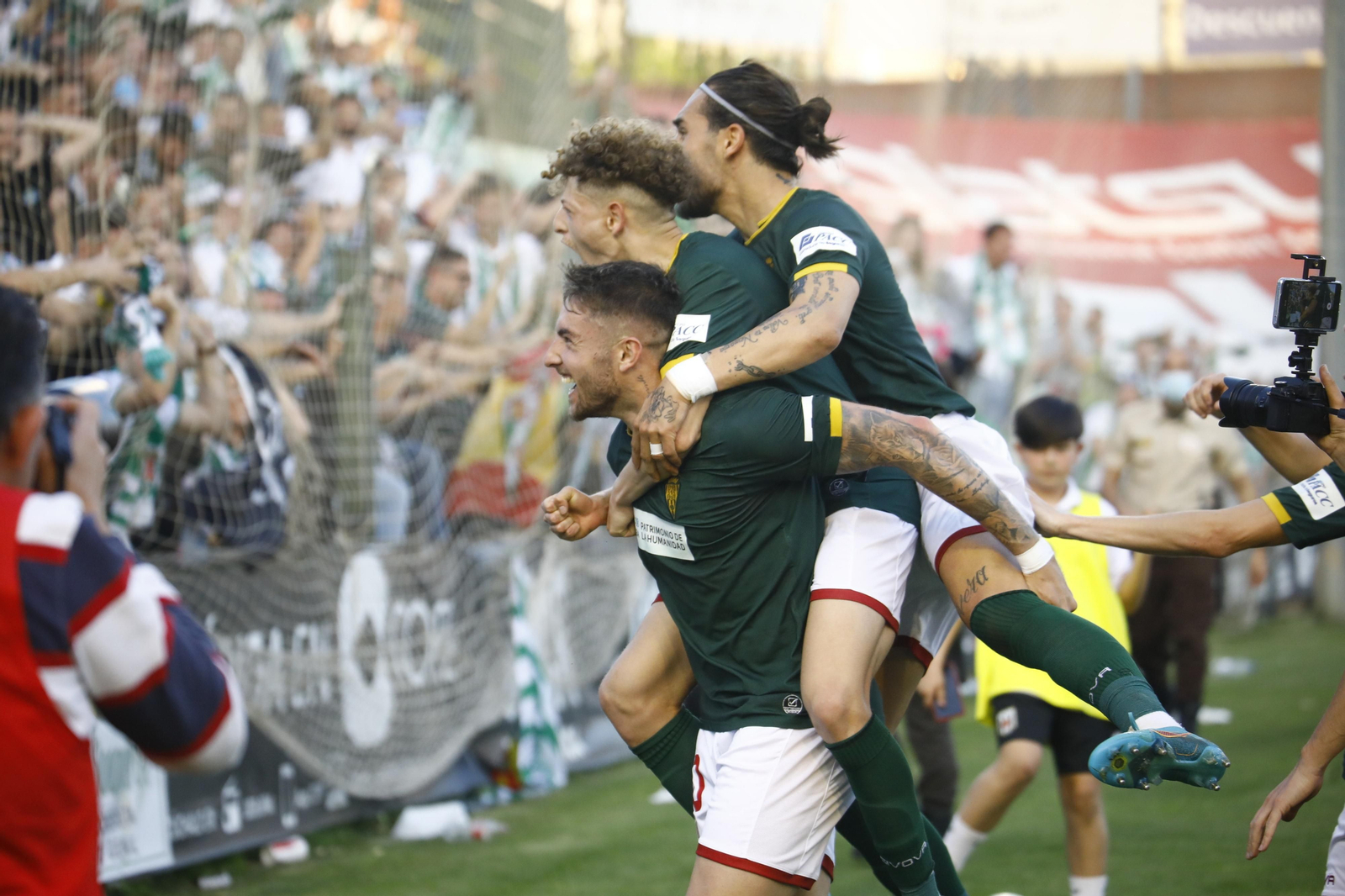 Las imágenes de la fiesta del ascenso del Córdoba CF en Mérida