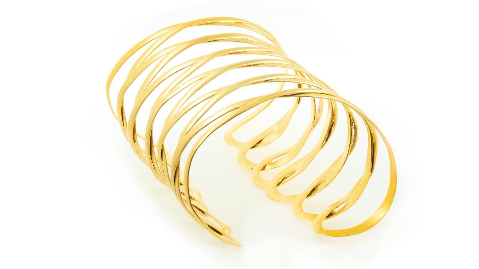 Brazalete de la firma Lisi Fracchia. Brazalete de la firma Lisi Fracchia.