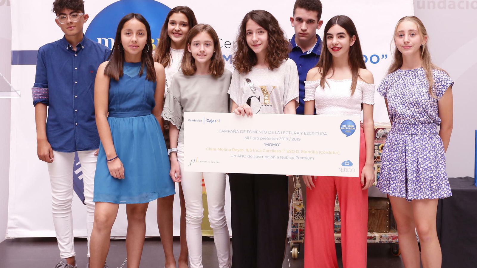 Alumnos premiados en la sexta edición de 'Mi libro preferido'.