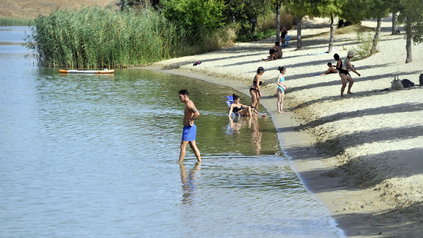 La playita de Arcos, un atractivo más del verano en la comarca.