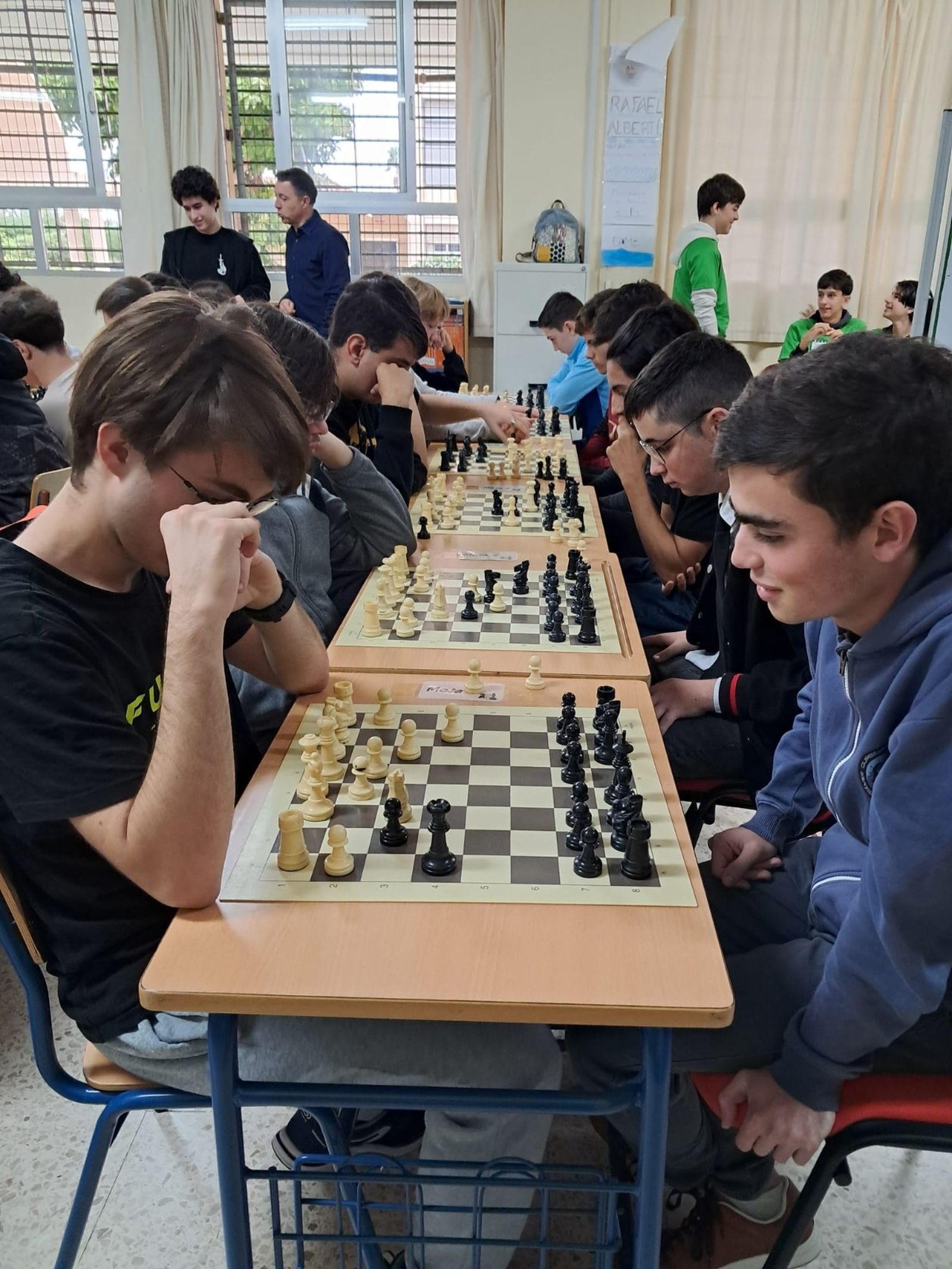 Torneo intercentros de ajedrez celebrado en el IES Sancti Petri de San Fernando