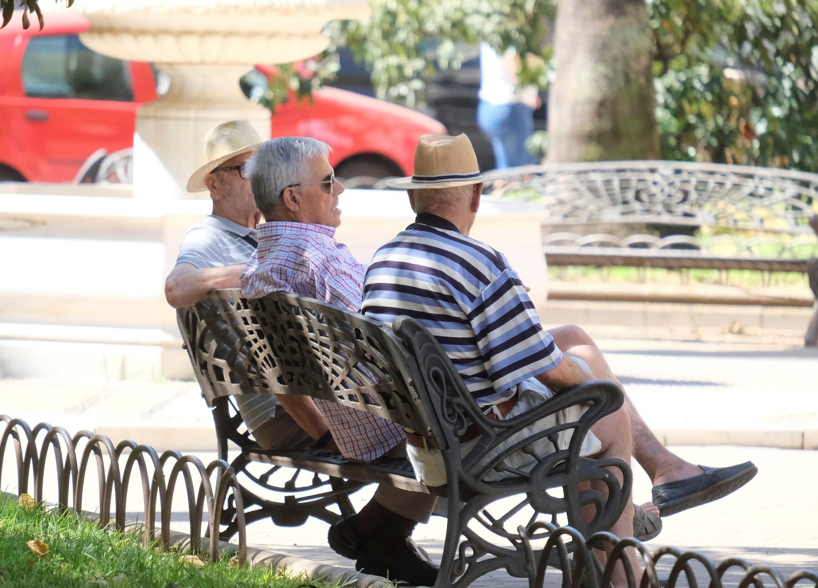 Un día de agosto en el barrio cordobés de Fátima, en imágenes