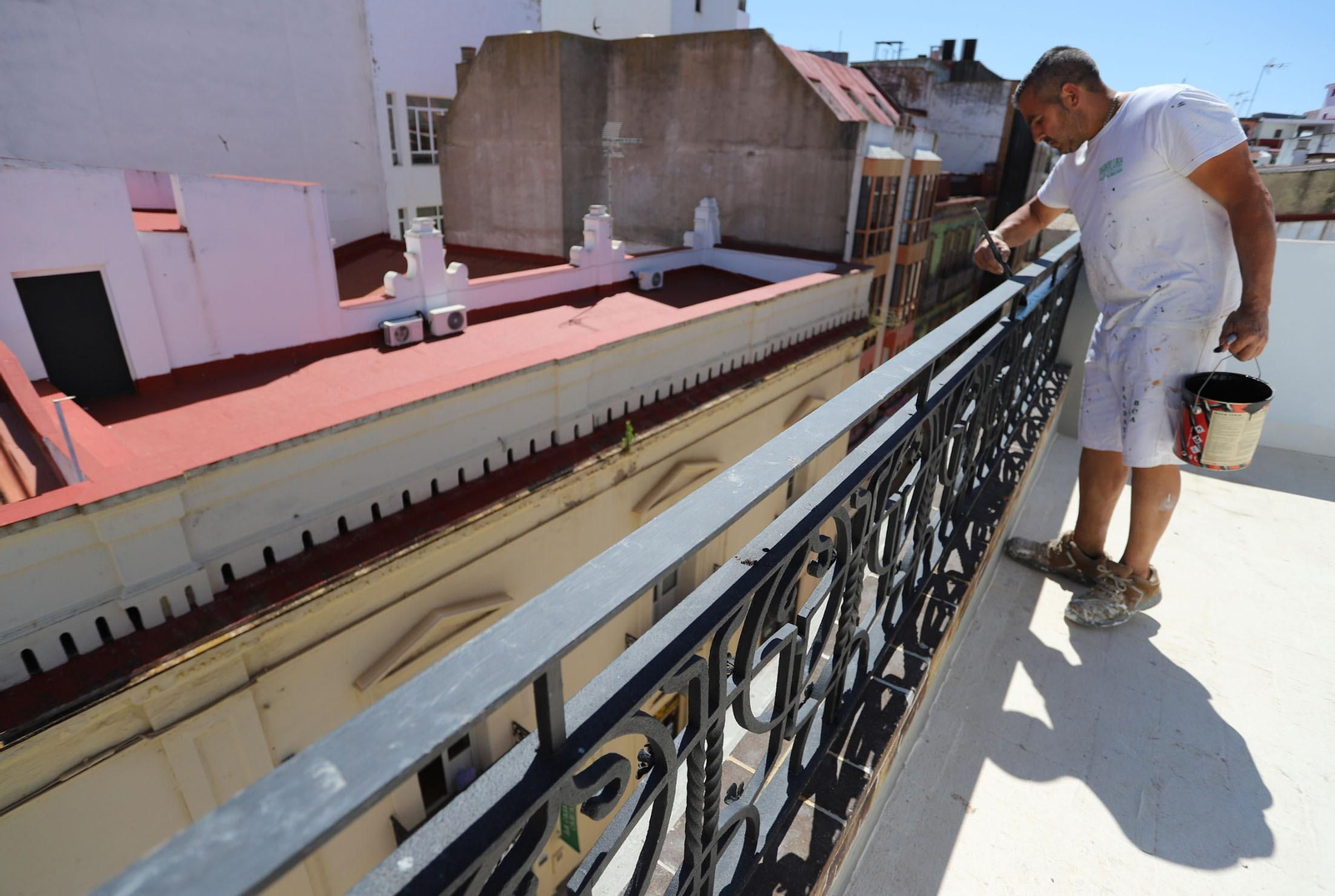 Imágenes de la restauración realizada en la antigua papelería inglesa