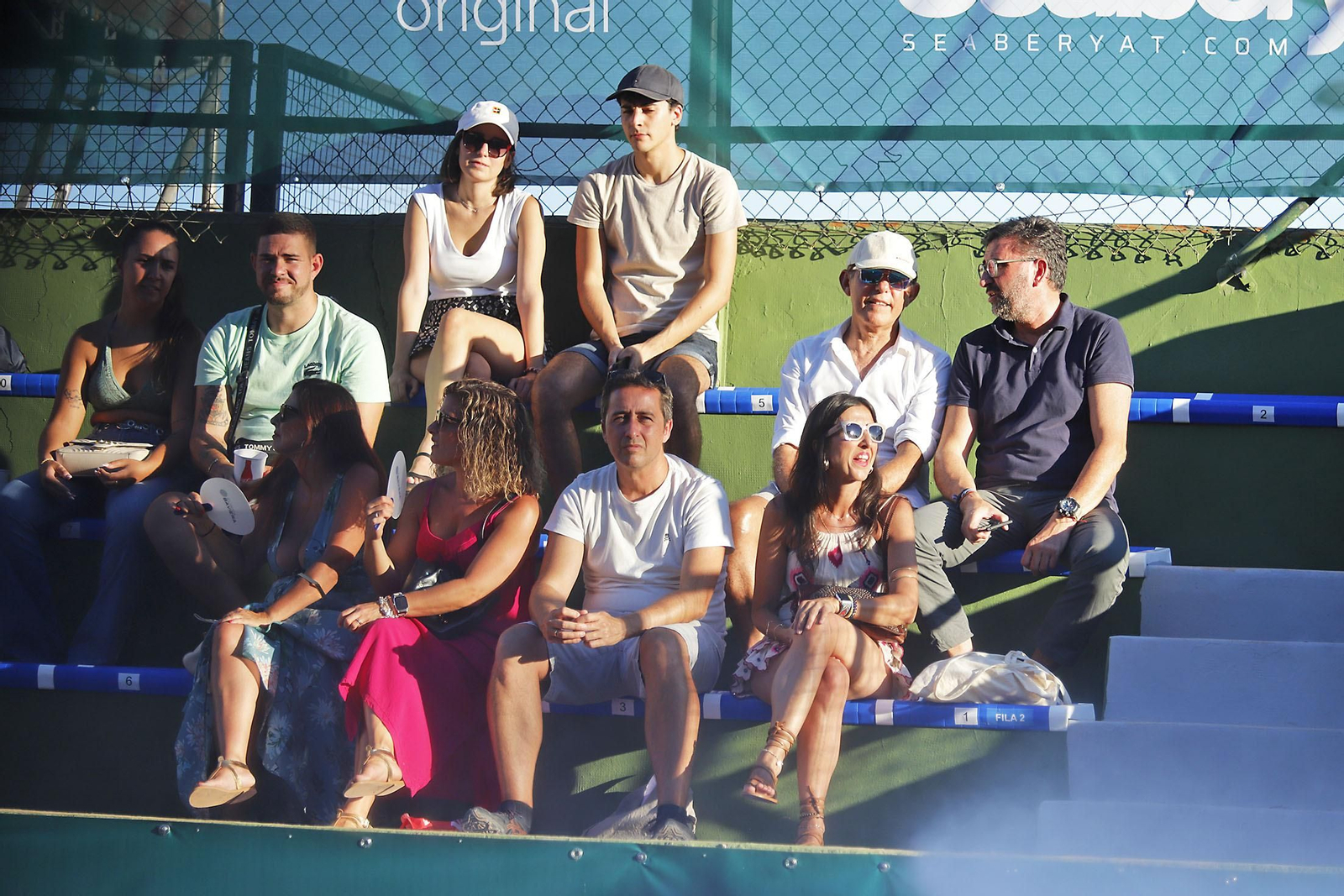 Imágenes del ambiente en la final femenina de la Copa del Rey de tenis de Huelva