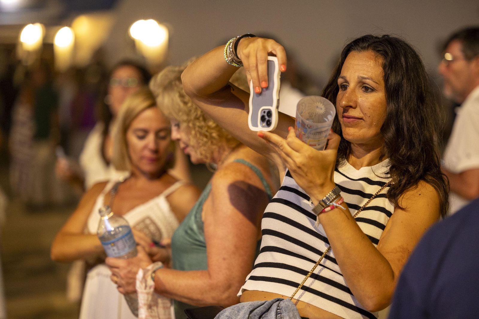 Búscate en el concierto de El Barrio en Concert Music en Chiclana