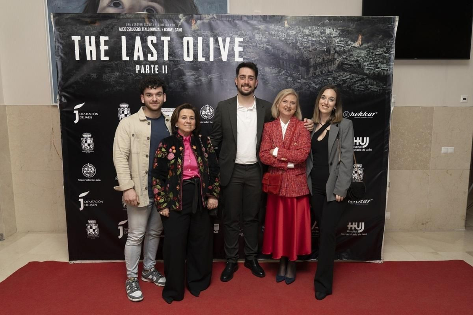 Imágenes de una noche para el recuerdo: así fue la premier de The Last Olive