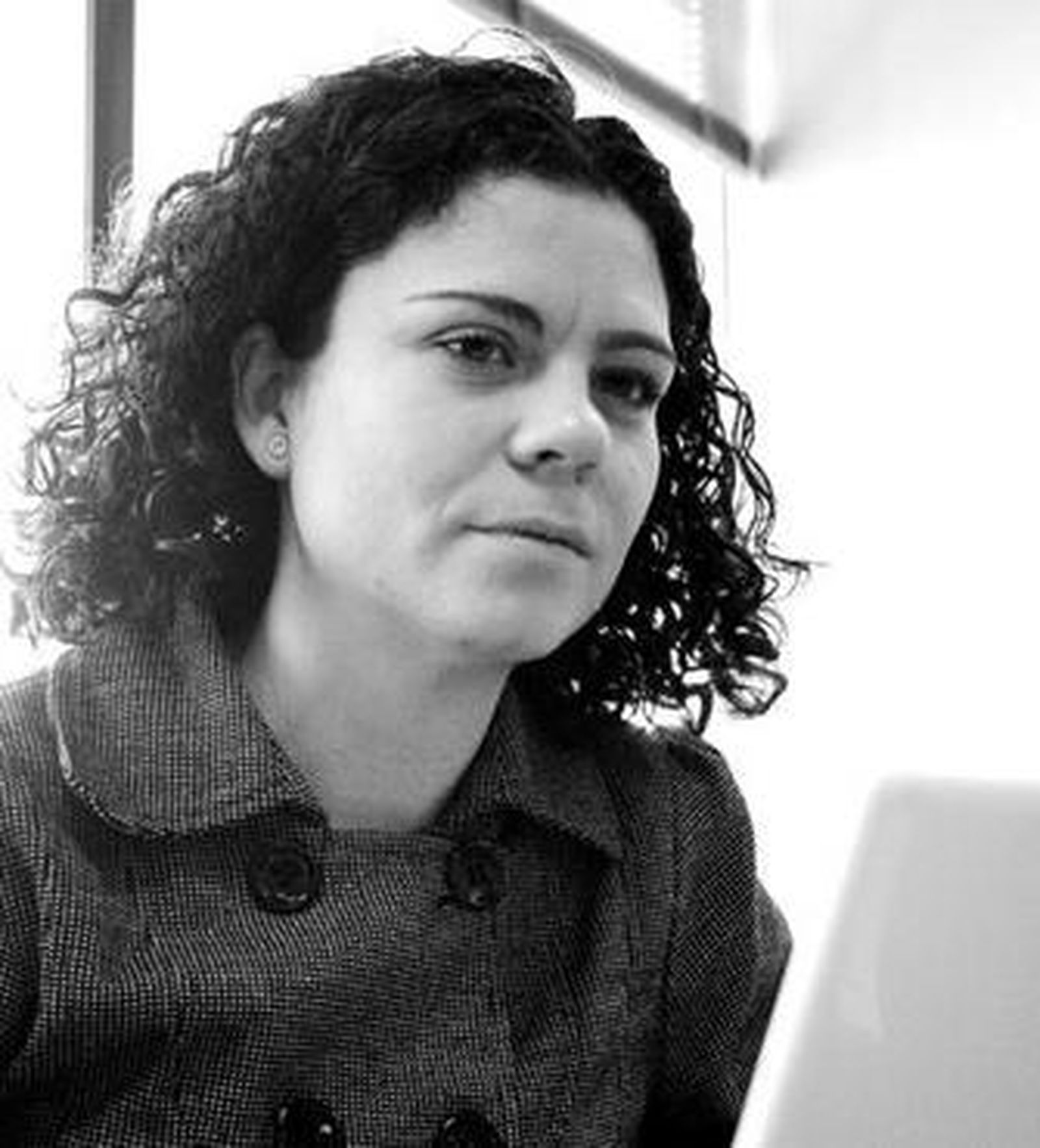 Sandra Flores en su despacho de la Aetsa durante la entrevista.