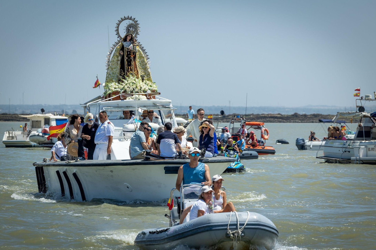 Así ha sido la procesión marítima de la Virgen del Carmen de Gallineras: las imágenes