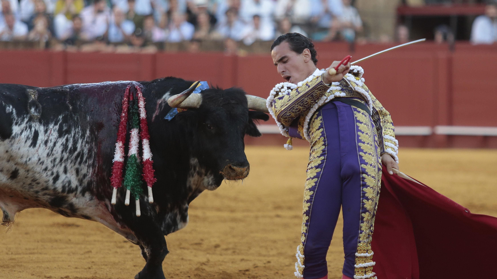 Las imágenes de la tercera de abono en La Maestranza