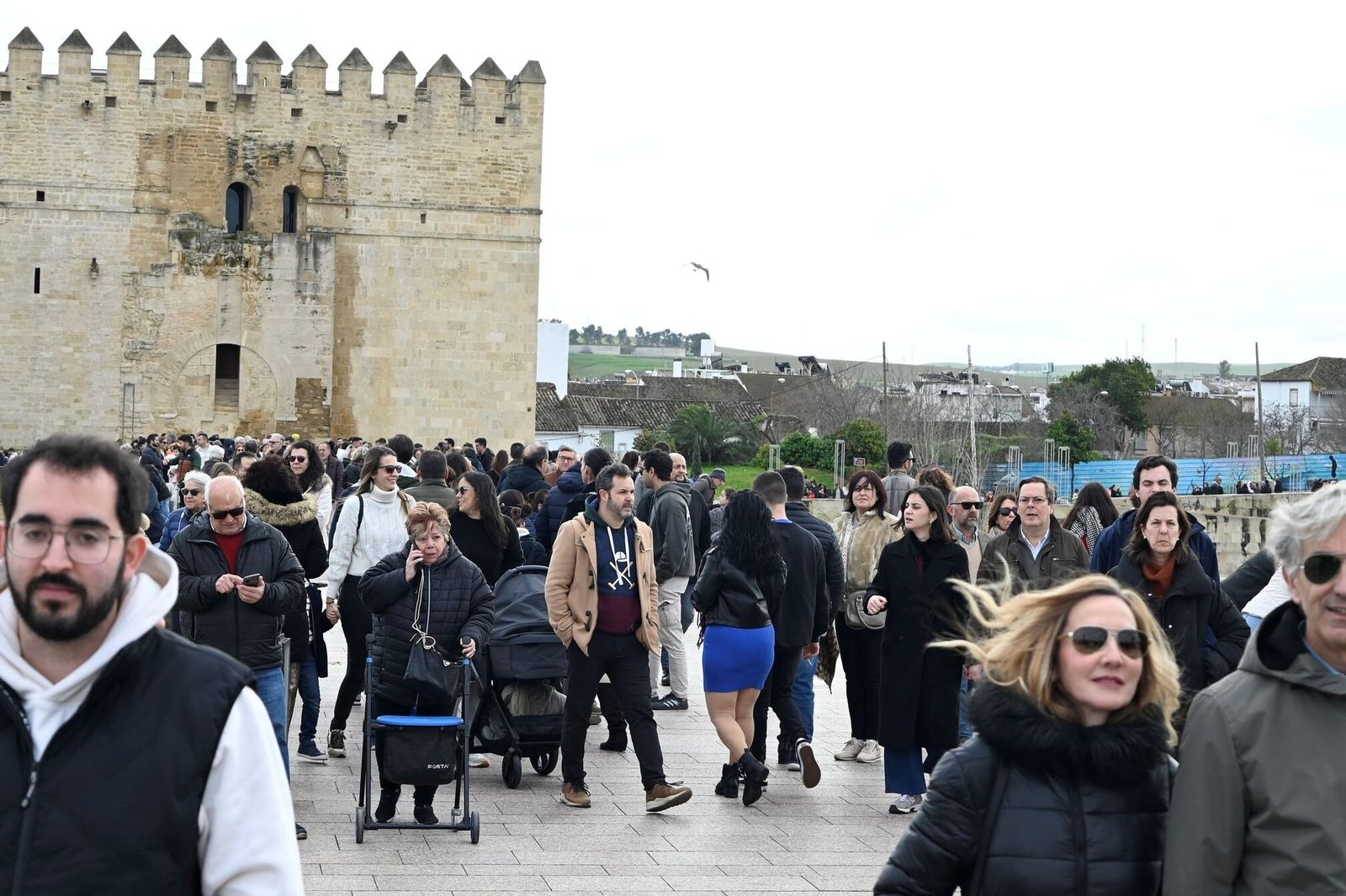 El Puente Romano de Córdoba reabre tras el temporal, en fotos