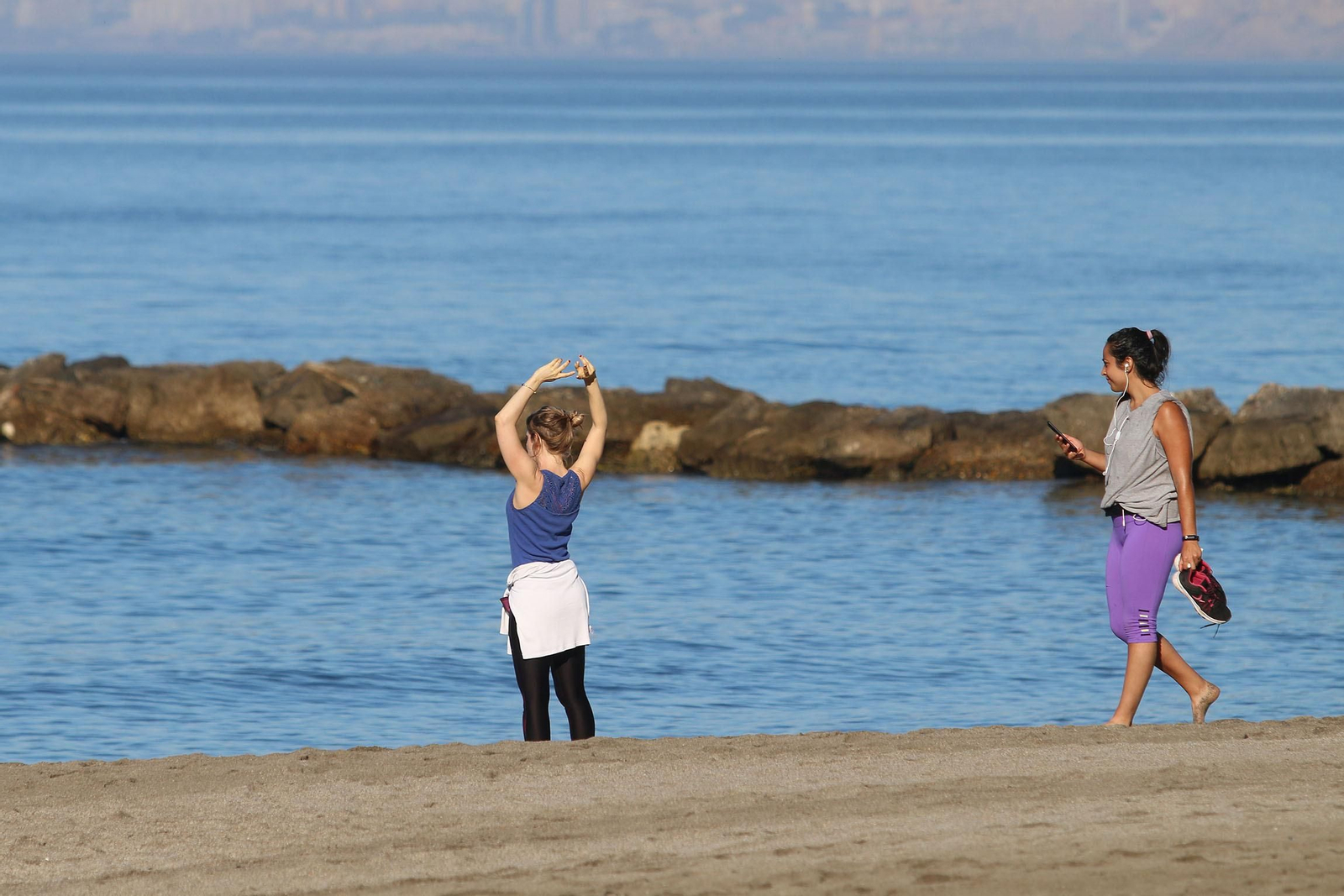 Las imágenes de la afluencia masiva de deportistas al paseo marítimo