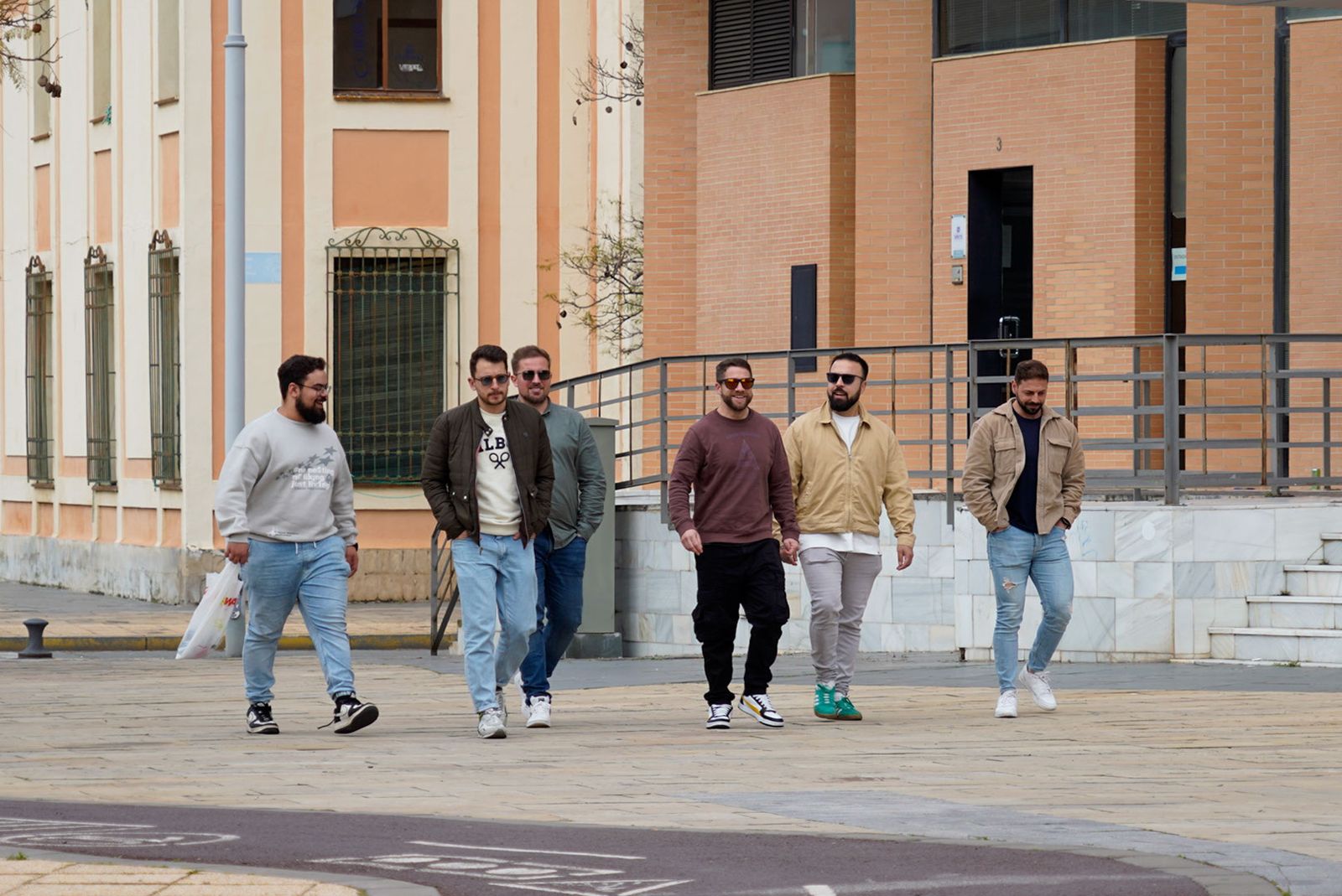 Imágenes del domingo 6 de abril en Huelva