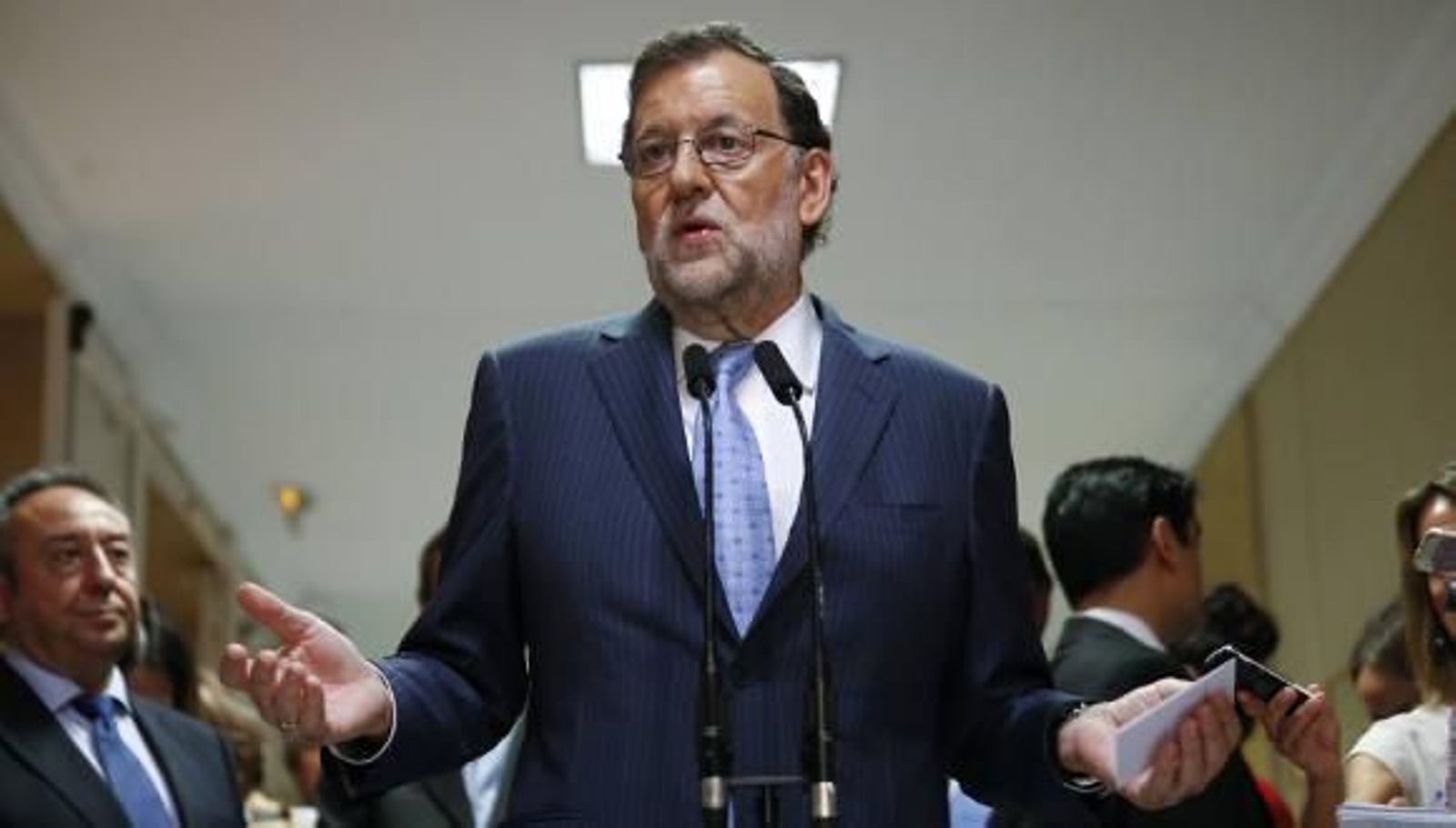 Rajoy pide "rapidez" a los partidos para formar gobierno