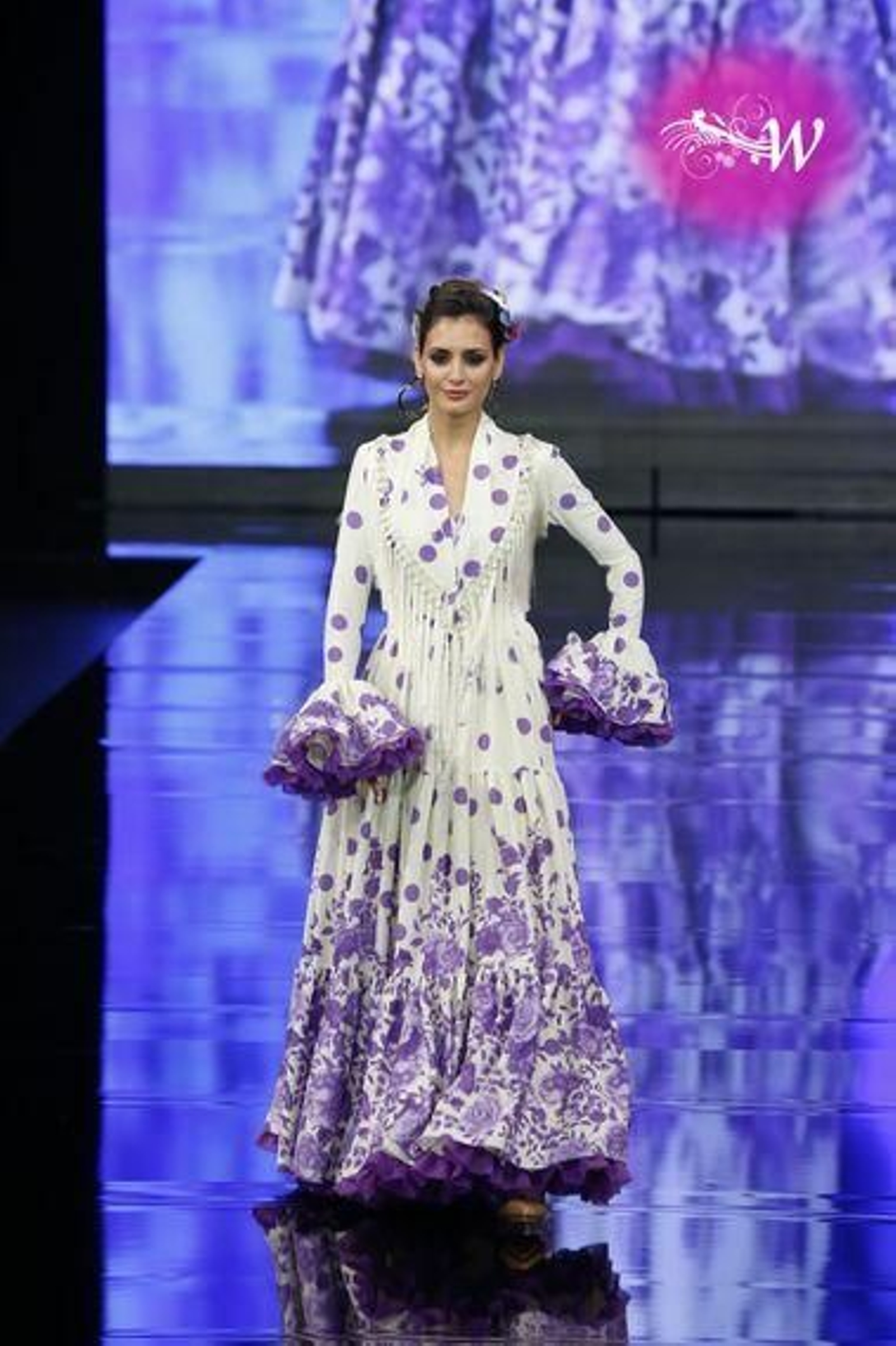 Yolanda Moda Flamenca soprende con 'Firmamento', así es su nueva colección para Simof 2020