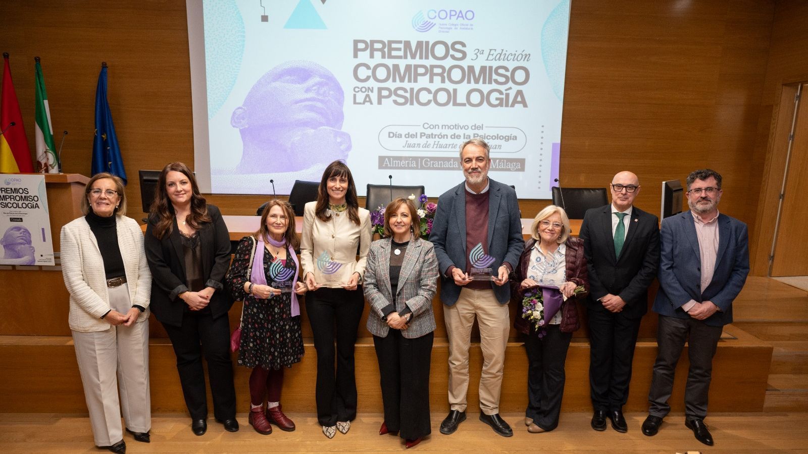 Los galardonados en los III Premios Compromiso con la Psicología