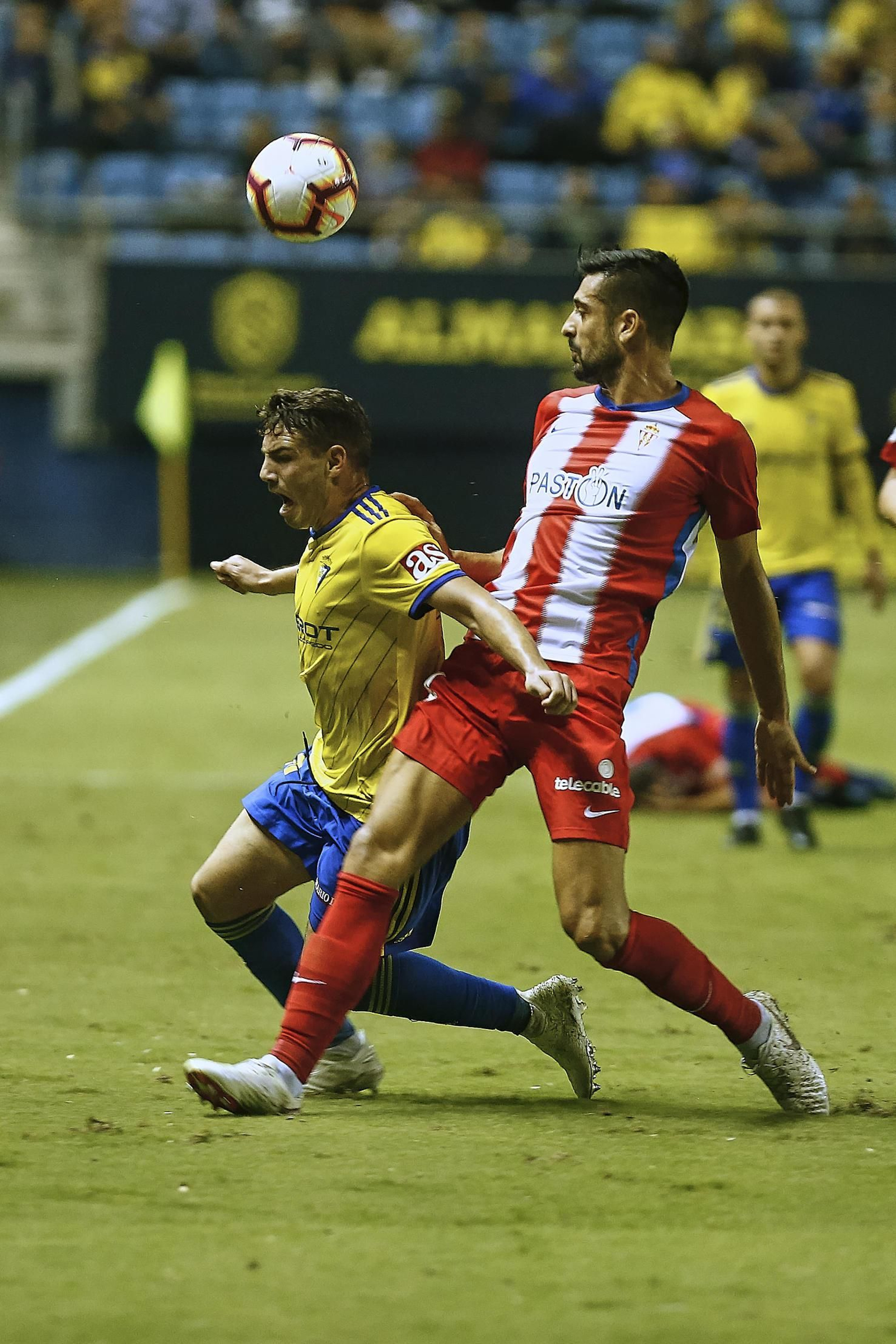 Las imágenes del Cádiz-Sporting