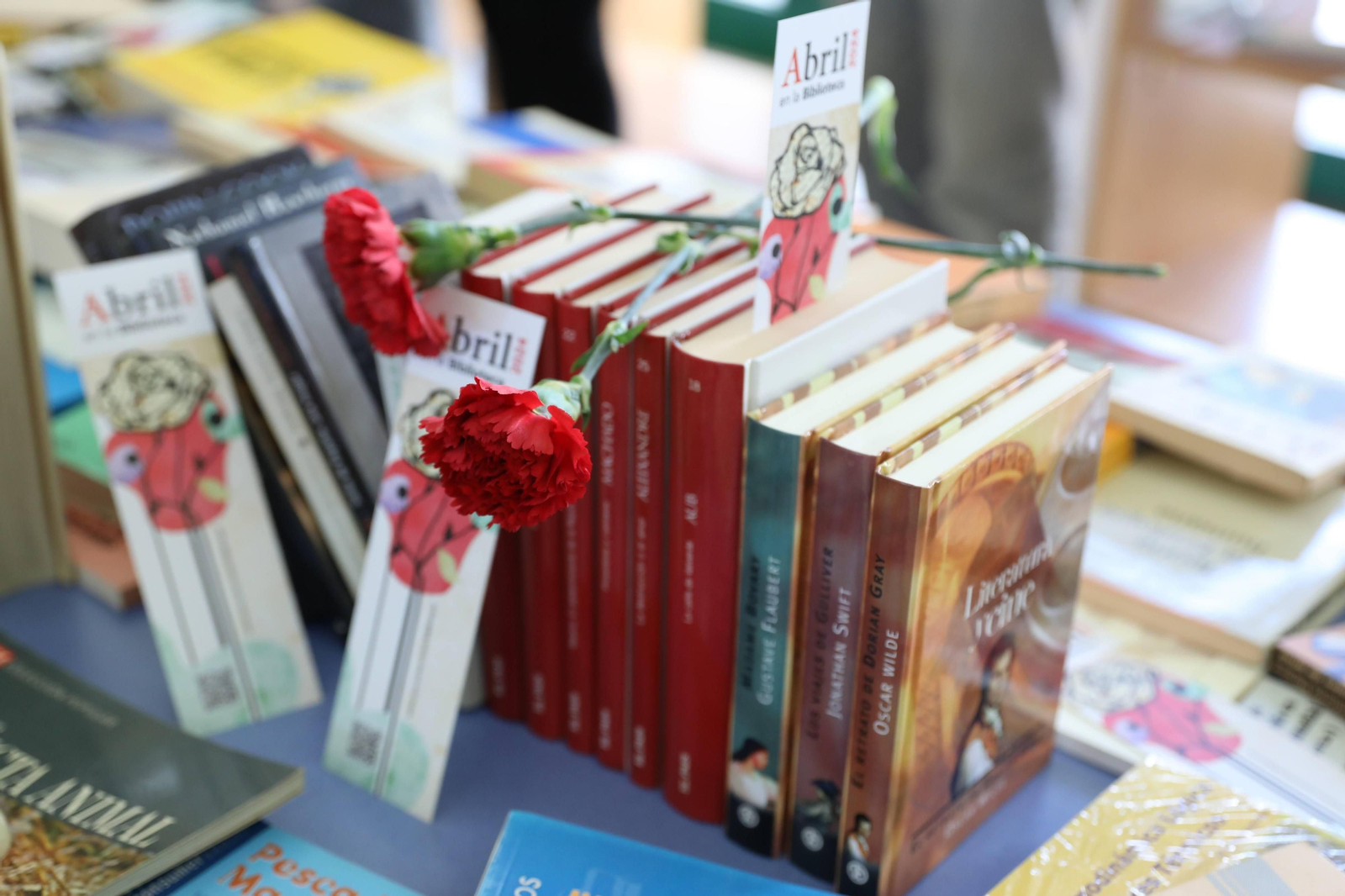 La Universidad de Córdoba celebra el Día del Libro, en imágenes