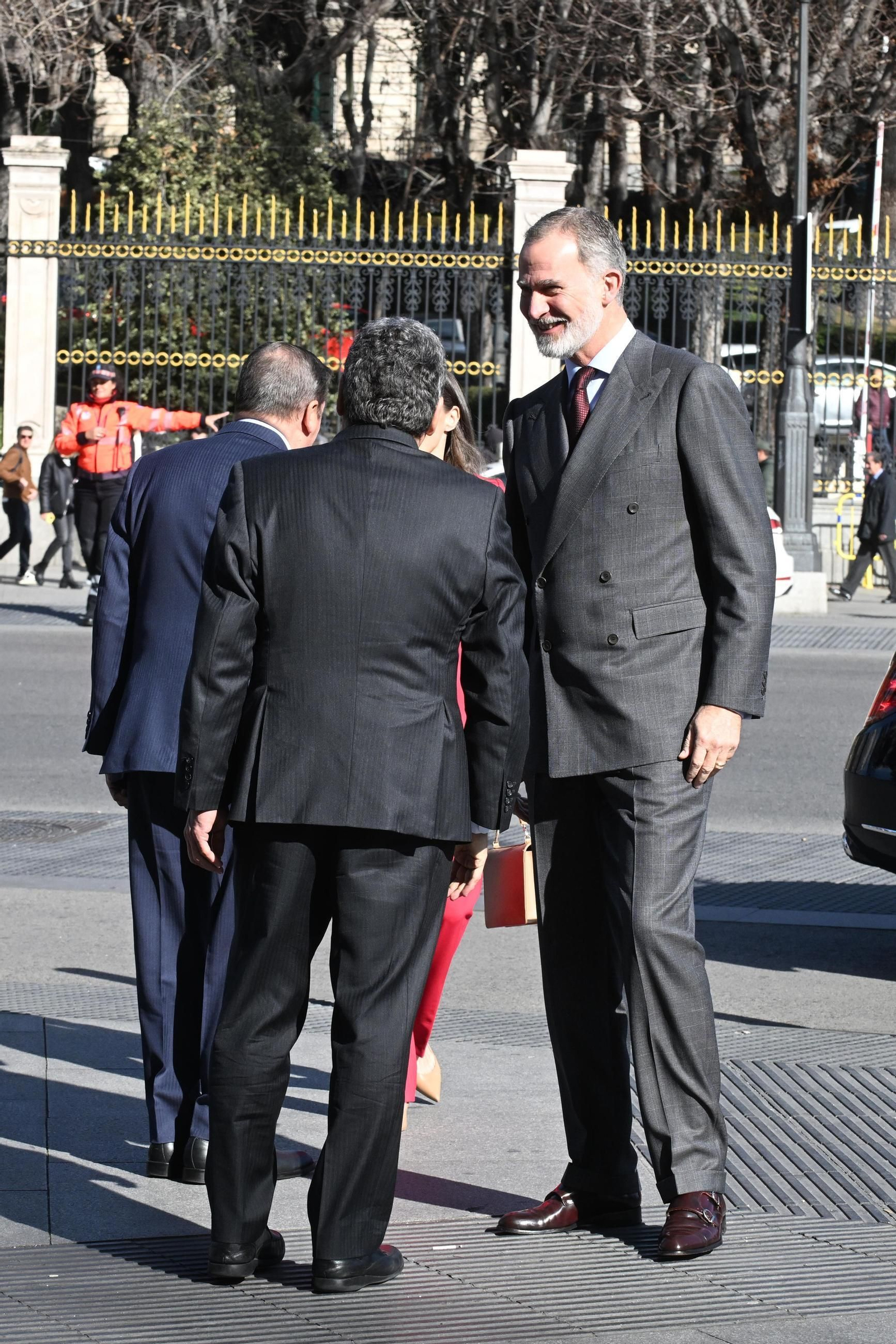 Las fotos de la visita de los Reyes a la exposición con los retratos de Annie Leibovitz