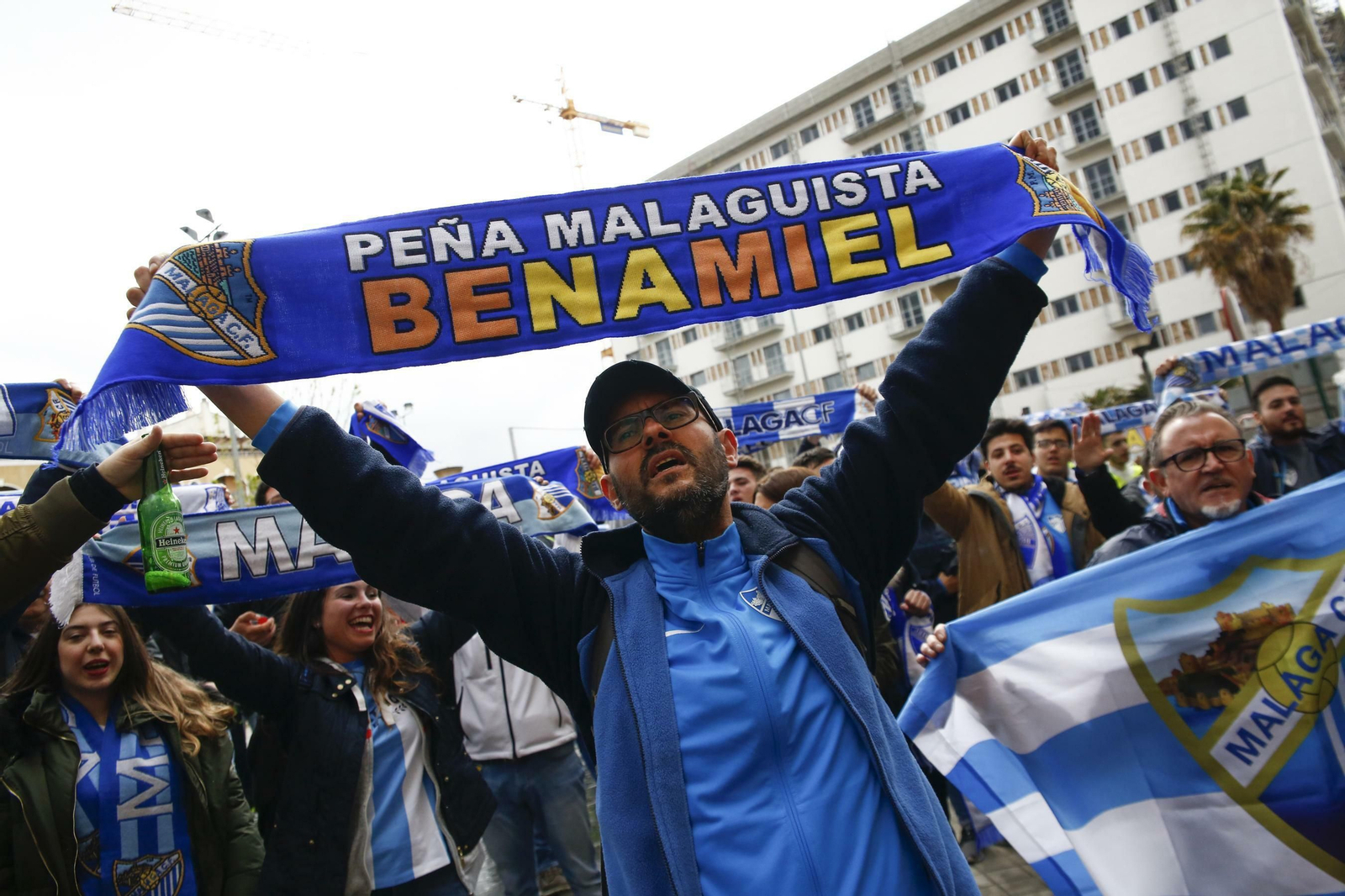 Las fotos de la afición malaguista en Granada