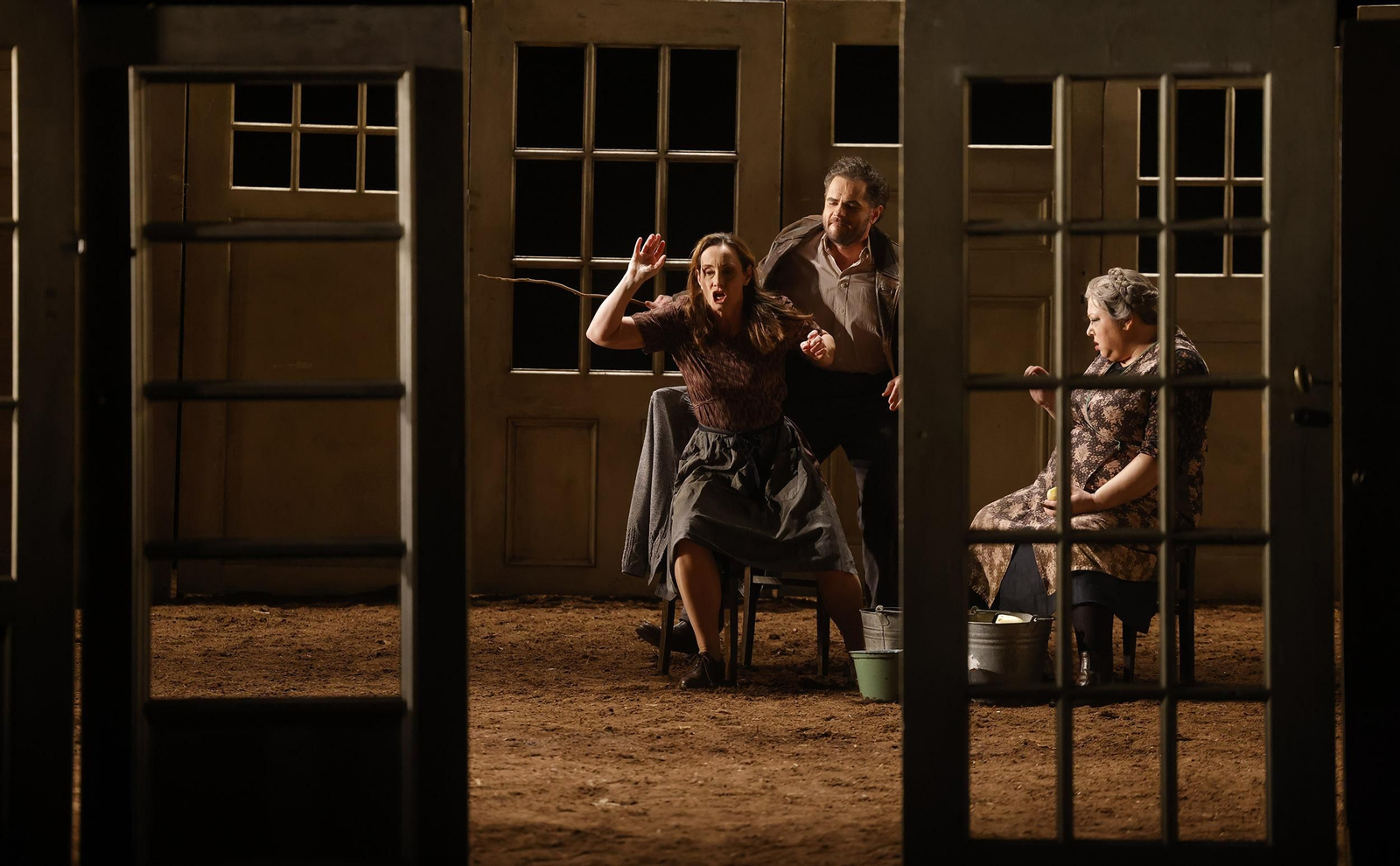 Las imágenes de 'Jenufa' en el teatro de la Maestranza