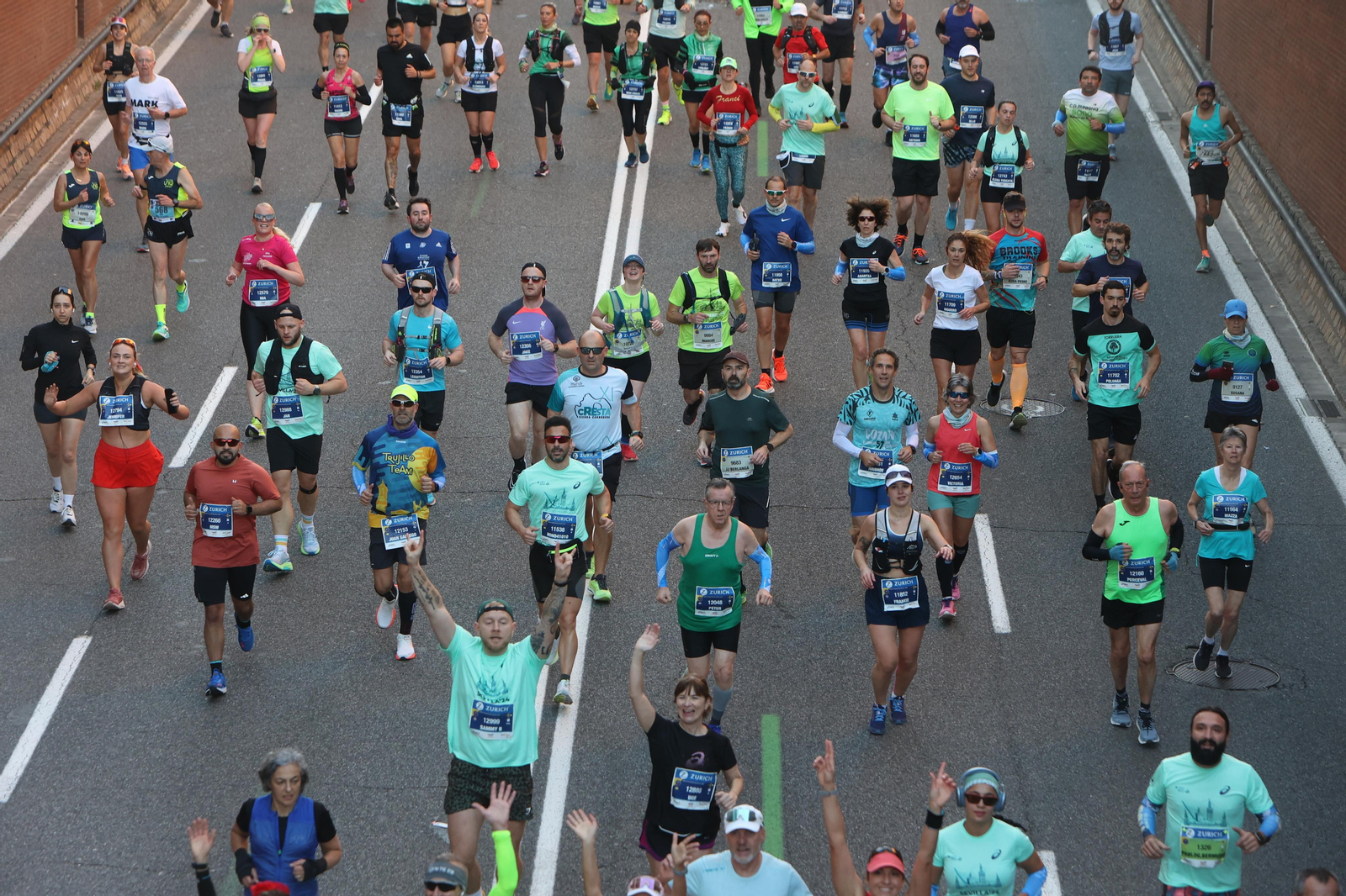 Búscate en la Zurich maratón de Sevilla