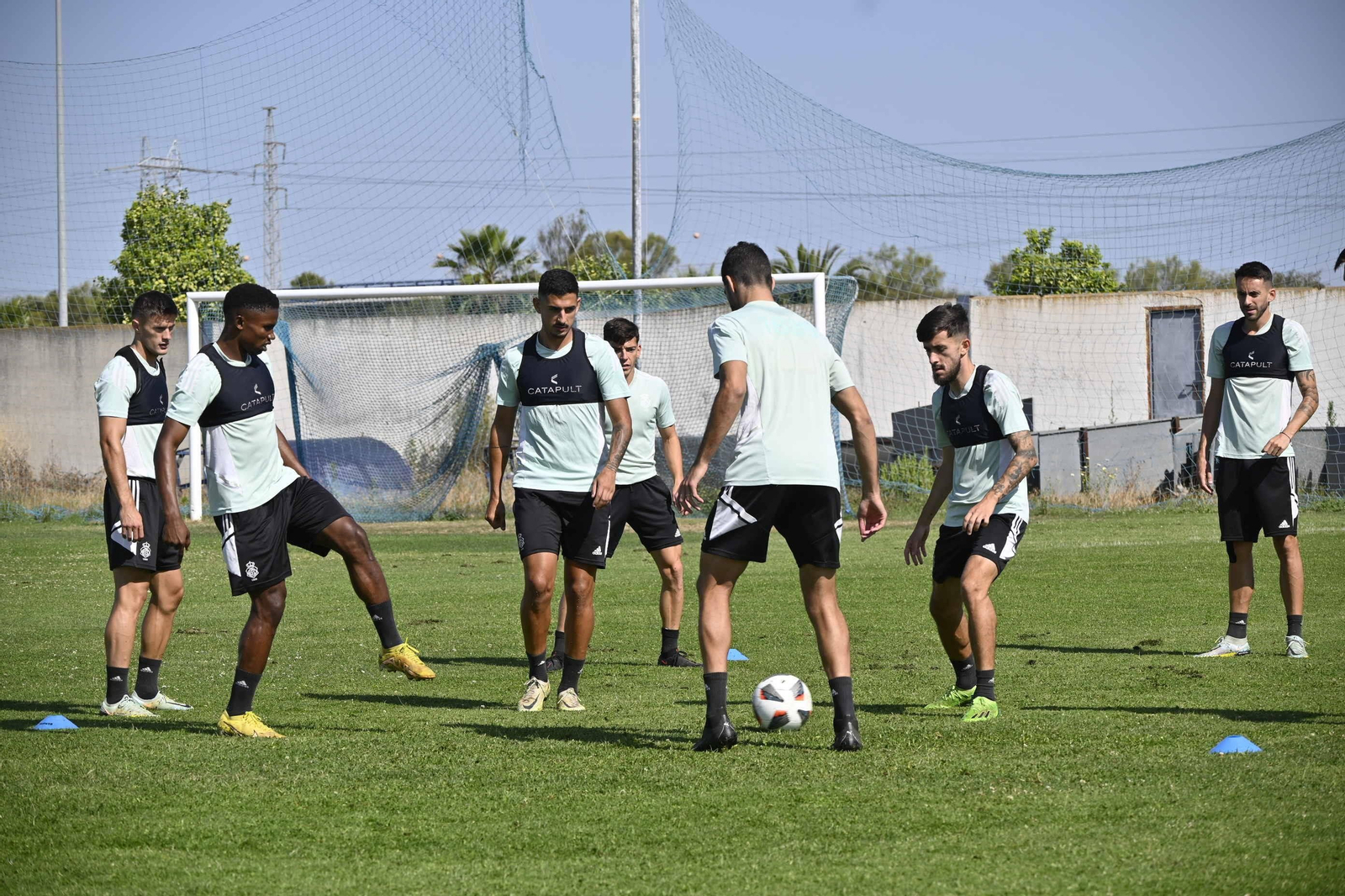 Entrenamiento del Recreativo en Huelva, en imágenes