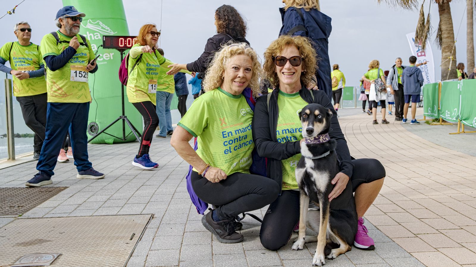 Búscate entre las fotos de la X carrera Cádiz en marcha contra el cáncer