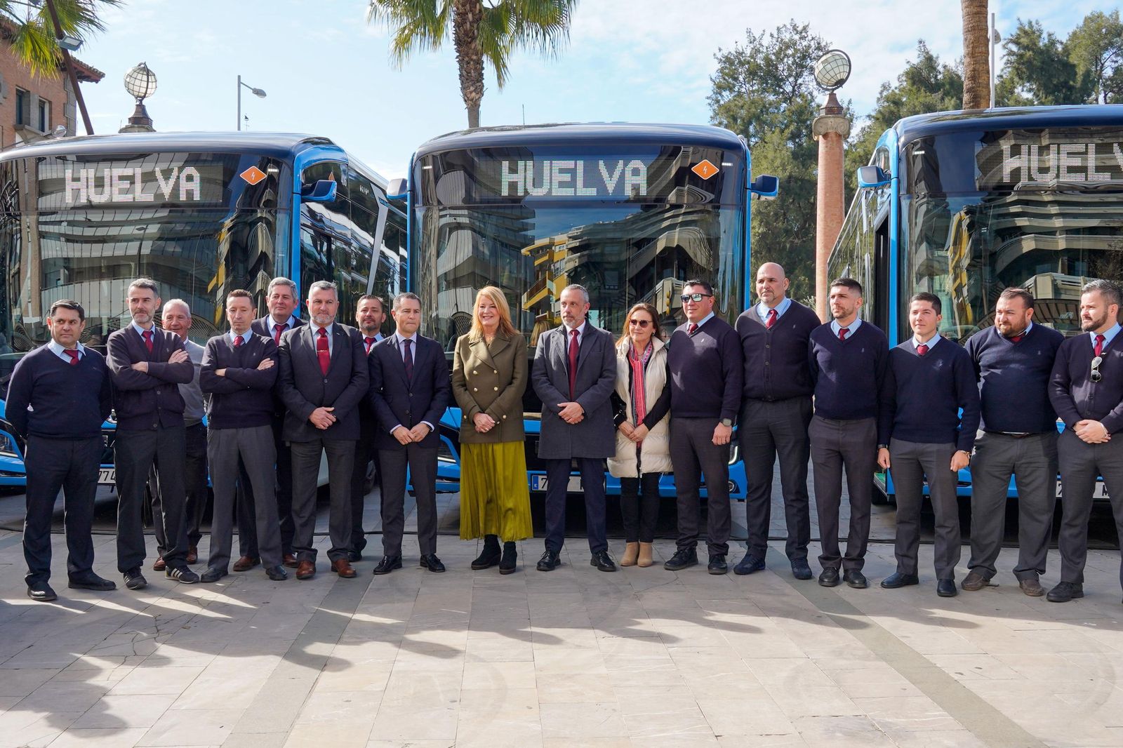 Imágenes de la presentación de los nuevos autobuses eléctricos