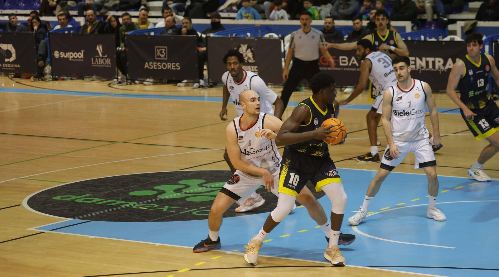 Las fotos del Udea Algeciras - Iraurgi Saski Baloia