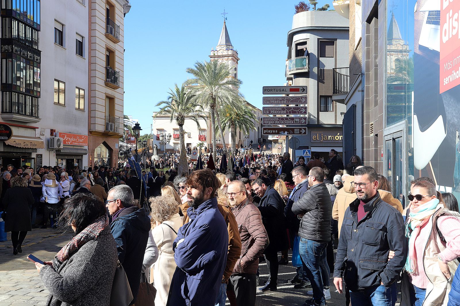 Imágenes del ambiente en la procesión de San Sebastián