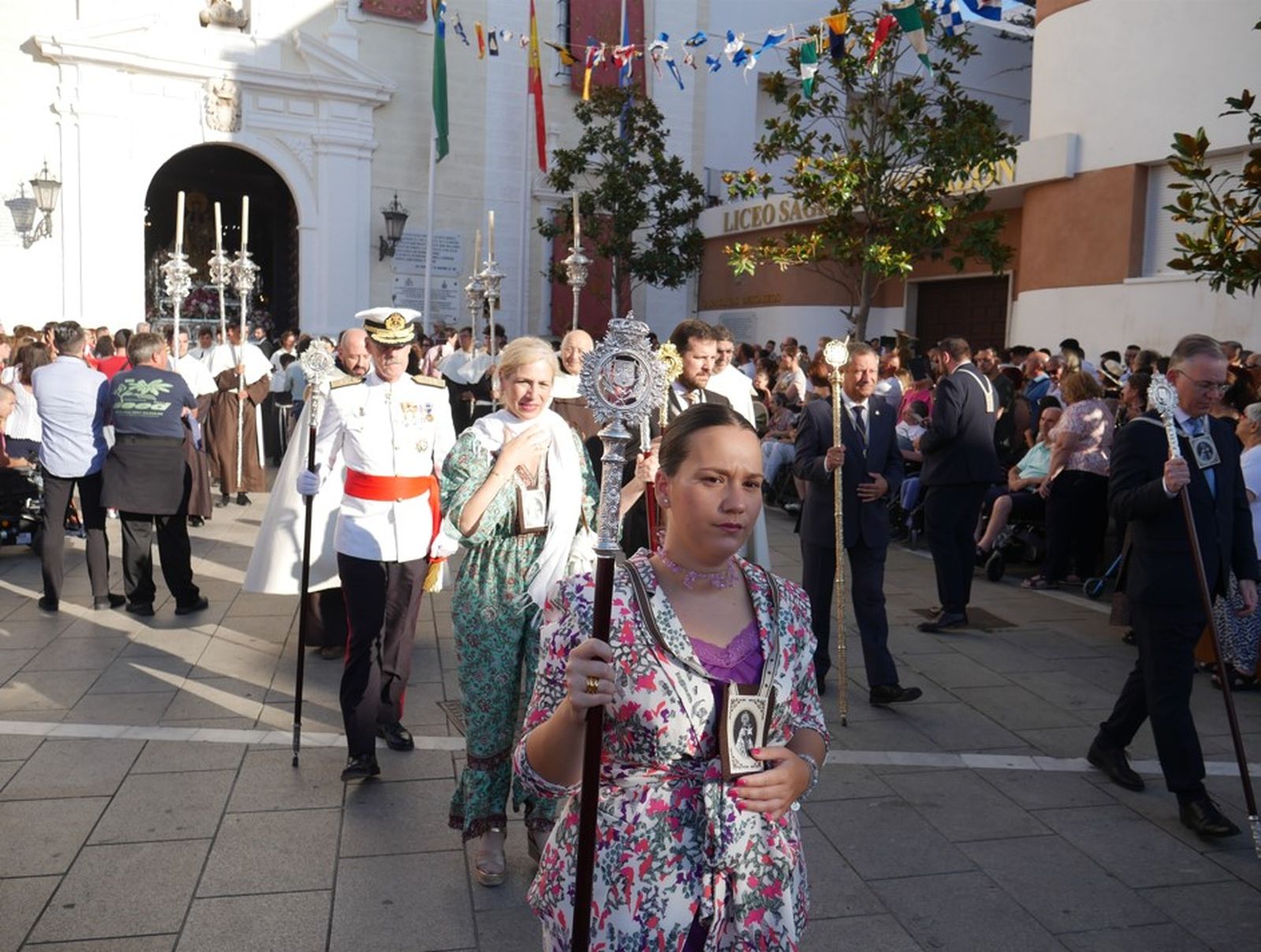 La procesión de la Virgen del Carmen, las imágenes a pie de calle