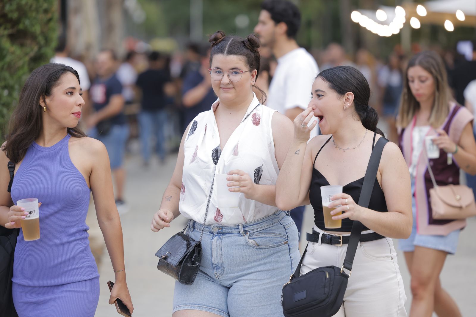 Búscate en las fotos del concierto de Bizarrap