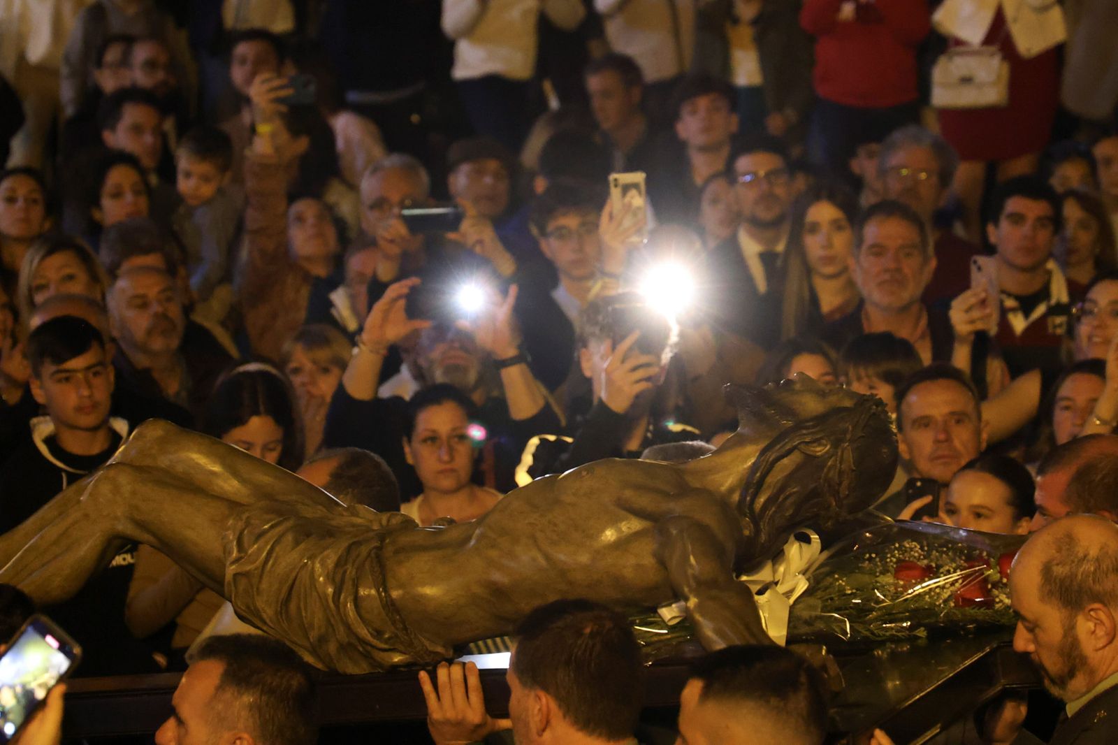 Los mejores momentos del Viernes de Dolores en Málaga, en fotos