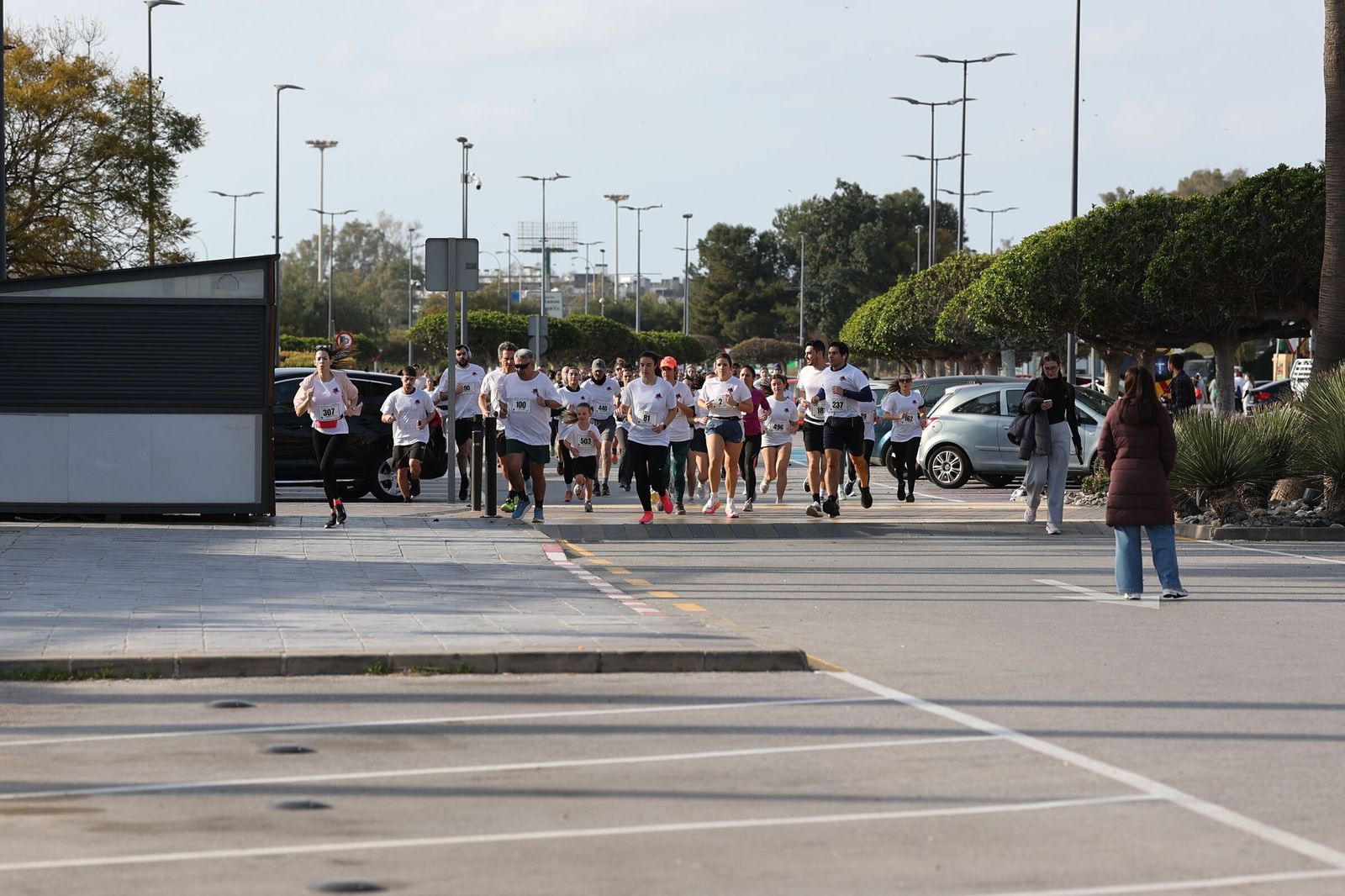 La Carrera Solidaria por el Día de la Mujer McArthurGlen, en fotos