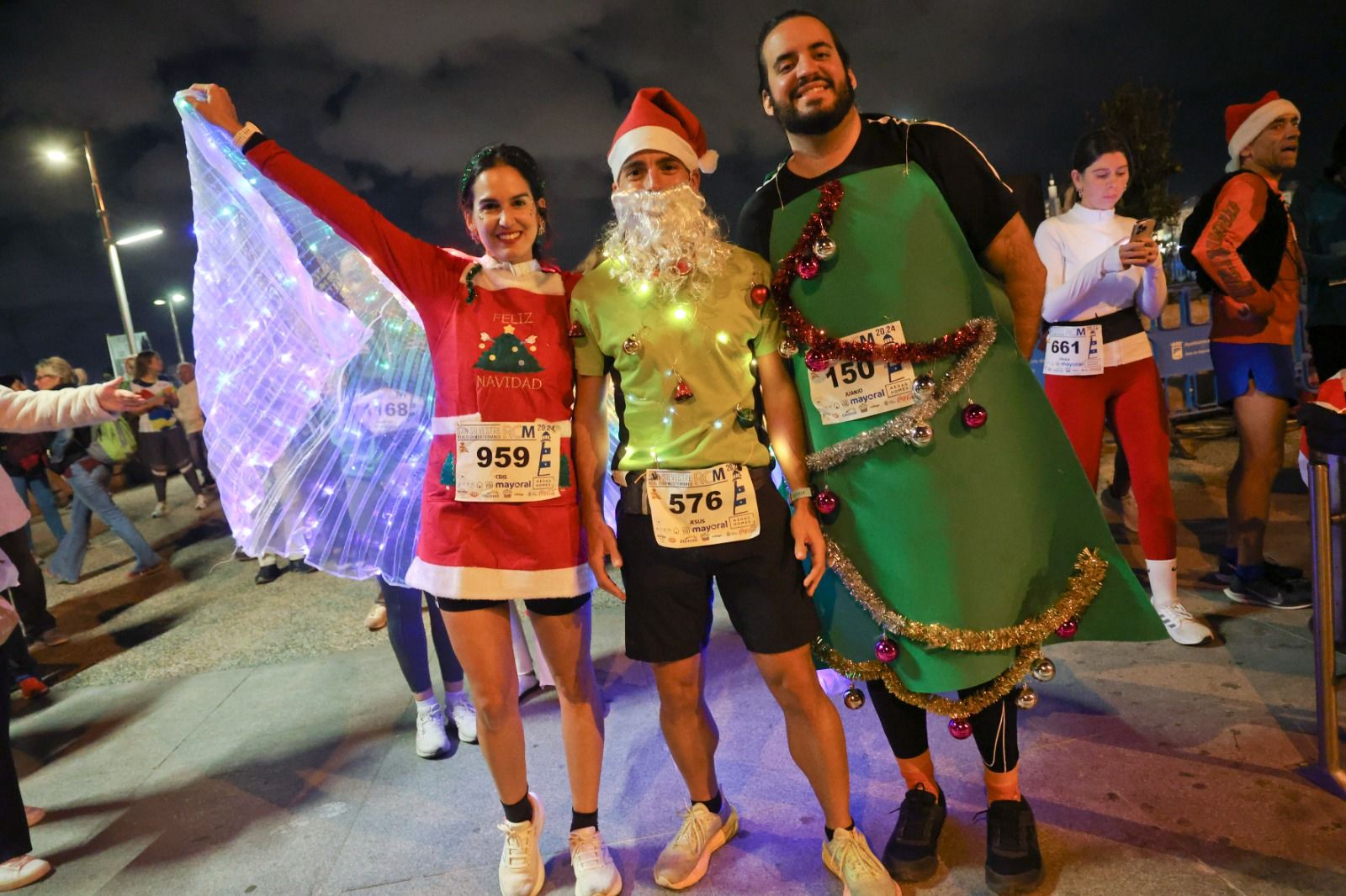 Las fotos de la San Silvestre del Real Club Mediterráneo en Málaga