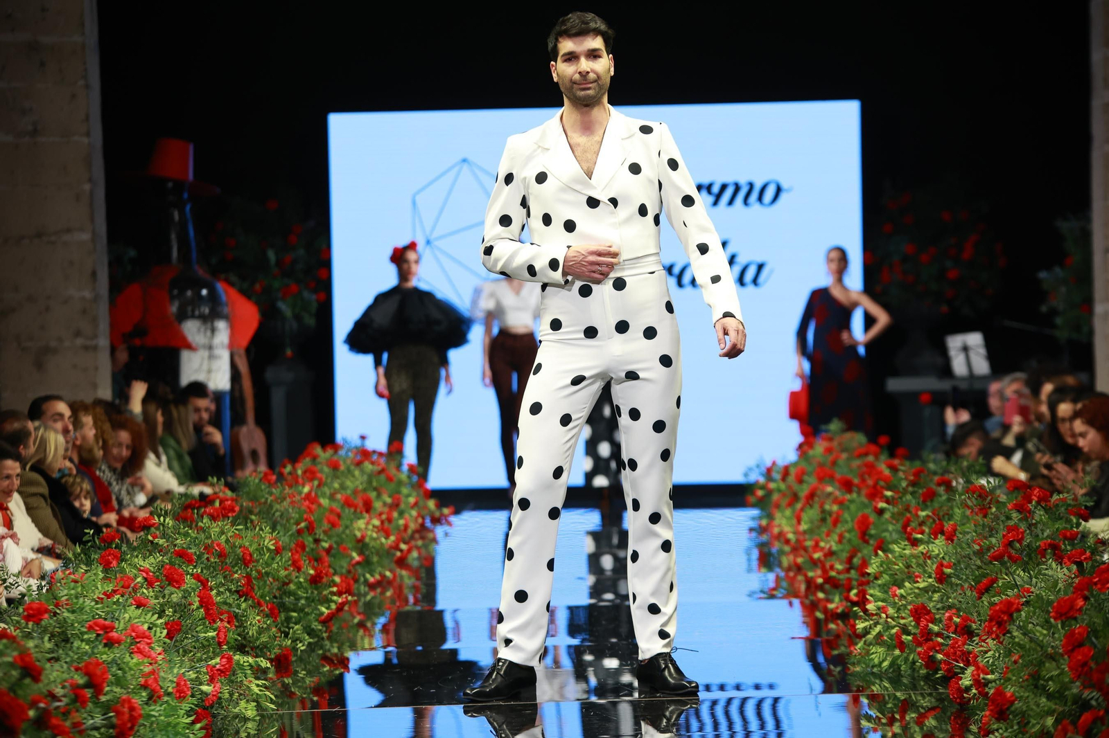 Desfile de Guillermo Peralta en la Pasarela Flamenca Jerez Tío Pepe 2023